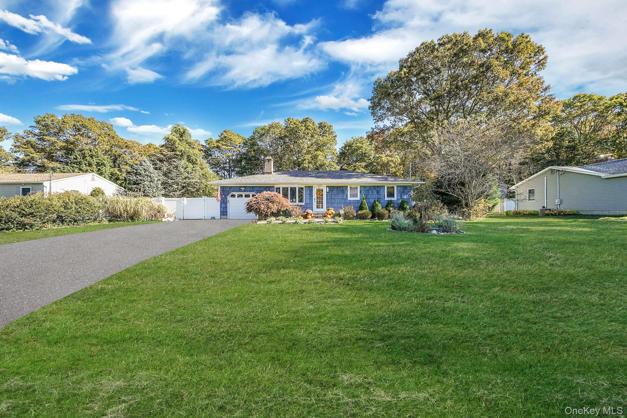 243 Robinson Avenue, East Patchogue, NY 11772