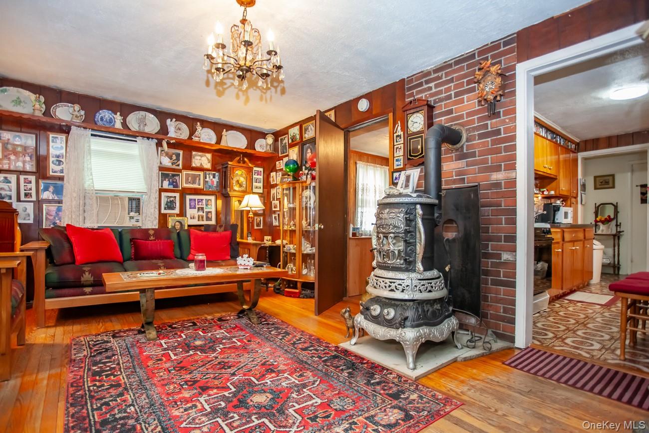 211 Broadway, Verplanck, NY 10596