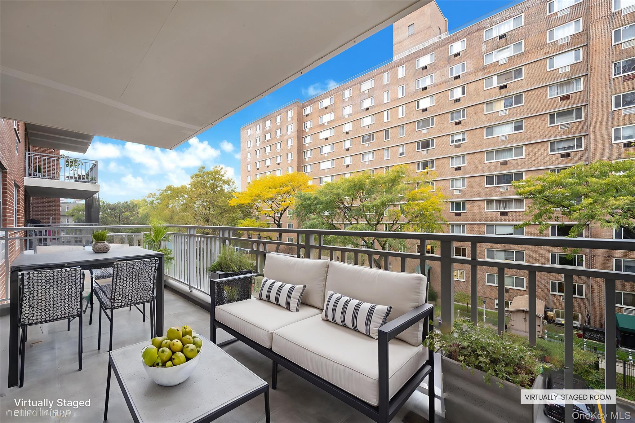 52-30 39th # 3V, Woodside, NY 11104