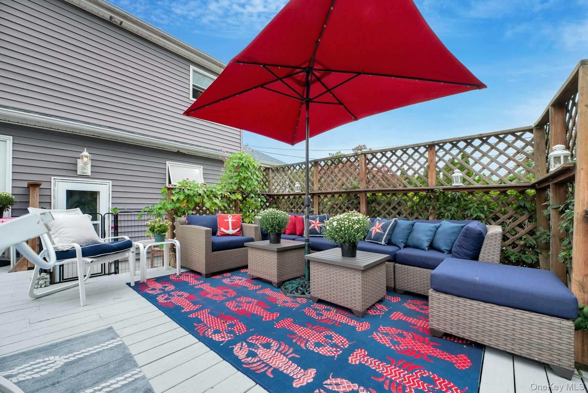 70 Fanning Avenue, Hampton Bays, NY 11946