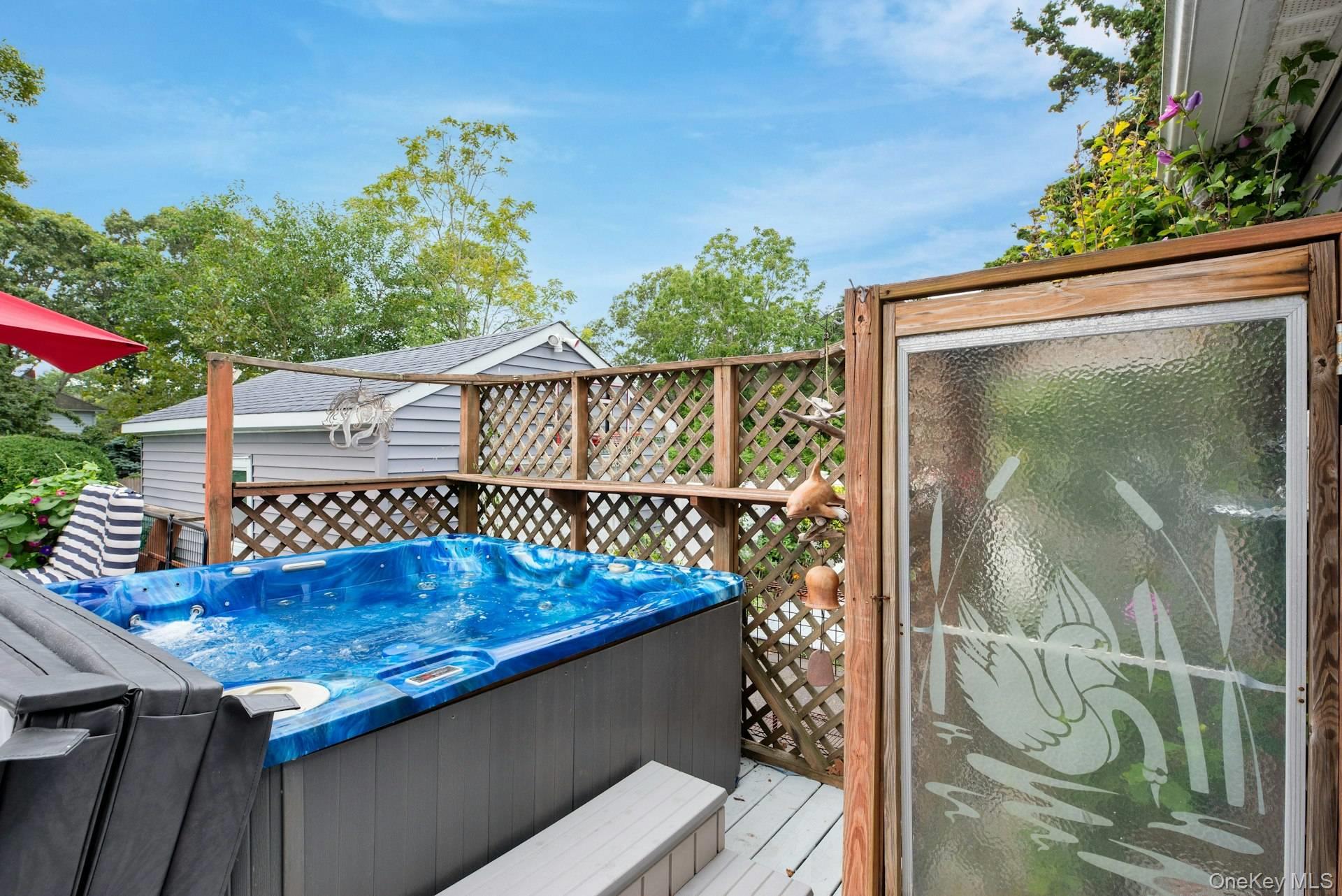 70 Fanning Avenue, Hampton Bays, NY 11946