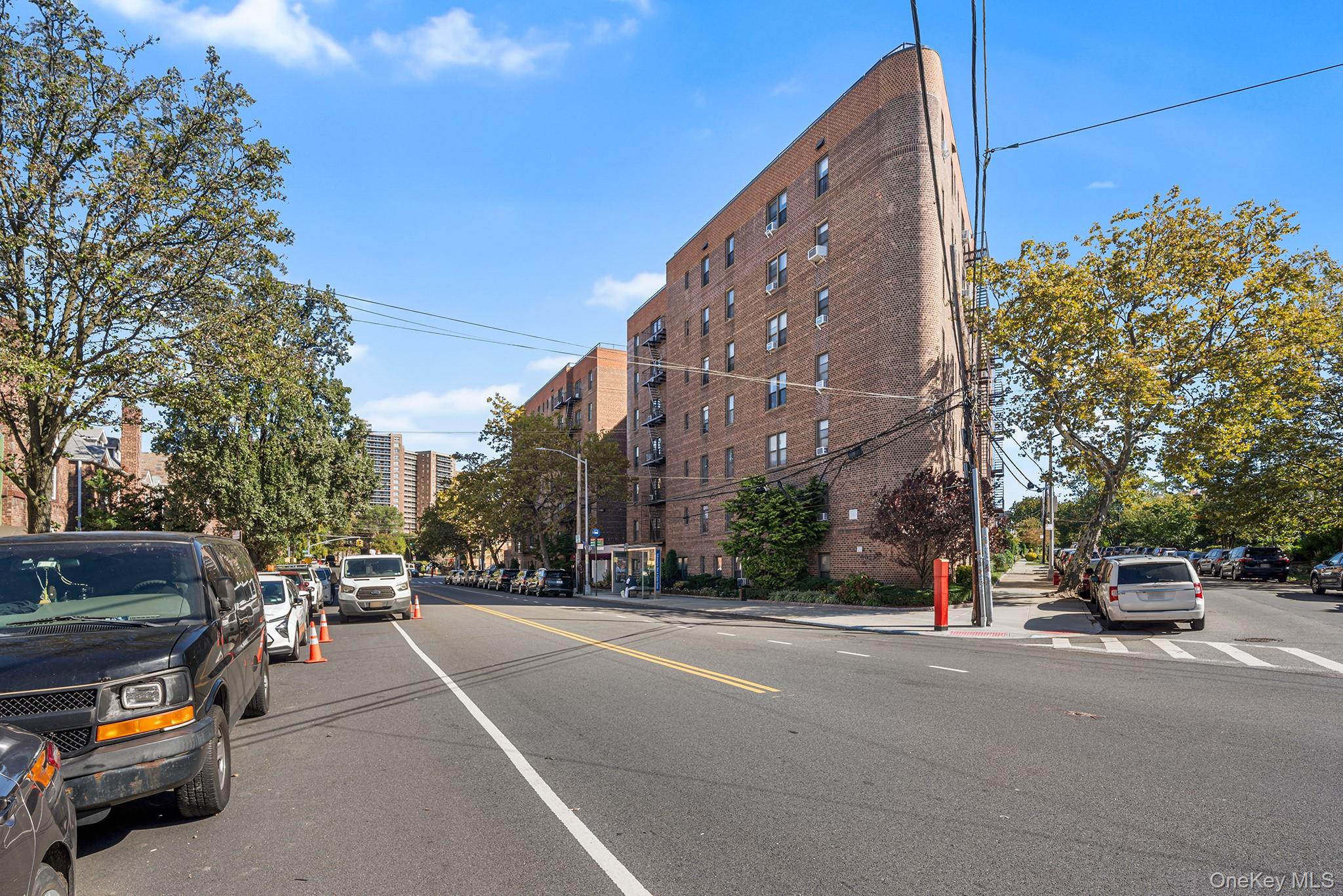 7111 Yellowstone # 5M, Forest Hills, NY 11375