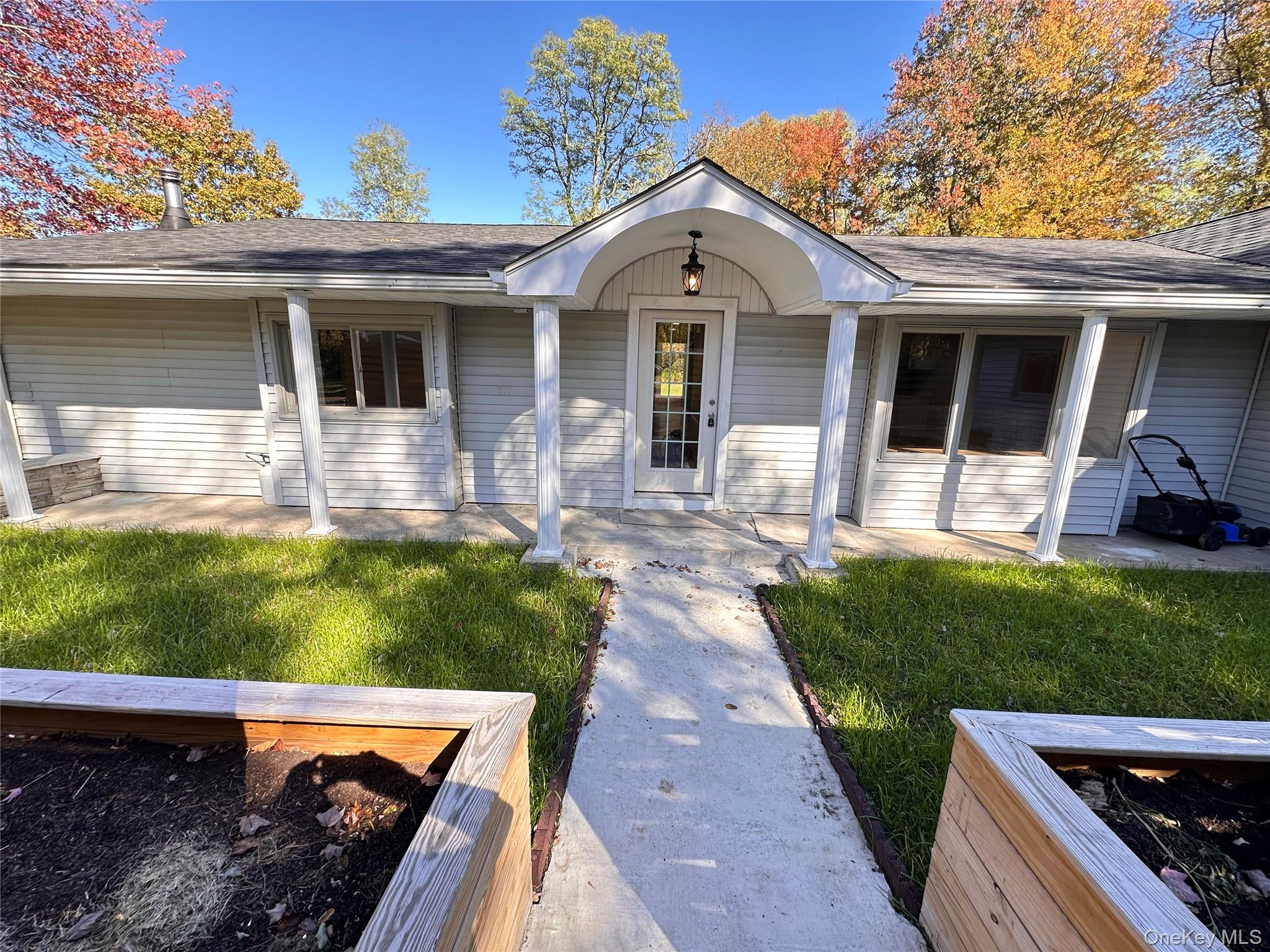 525 Plattekill Ardonia Road, Wallkill, NY 12589