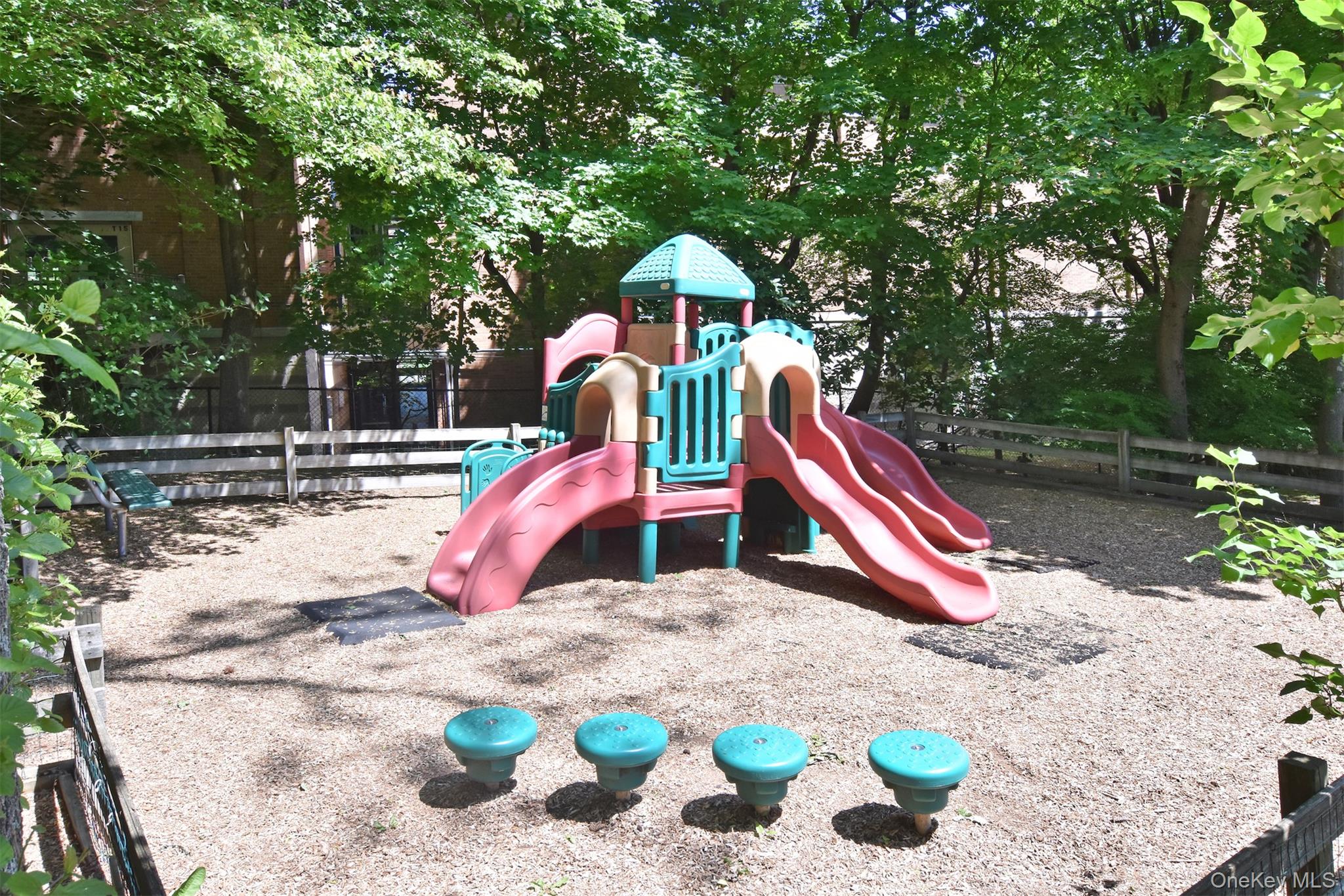 110 Valleyview Road, Irvington, NY 10533