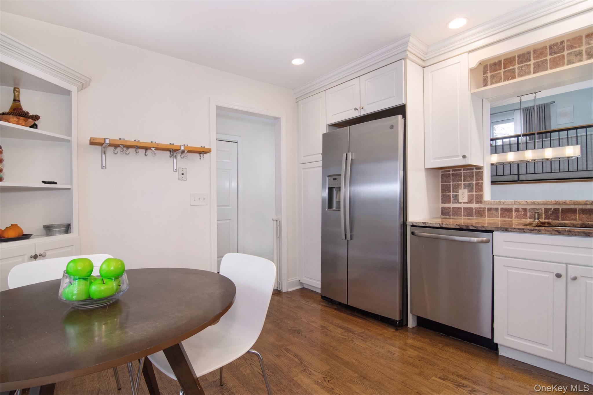 110 Valleyview Road, Irvington, NY 10533