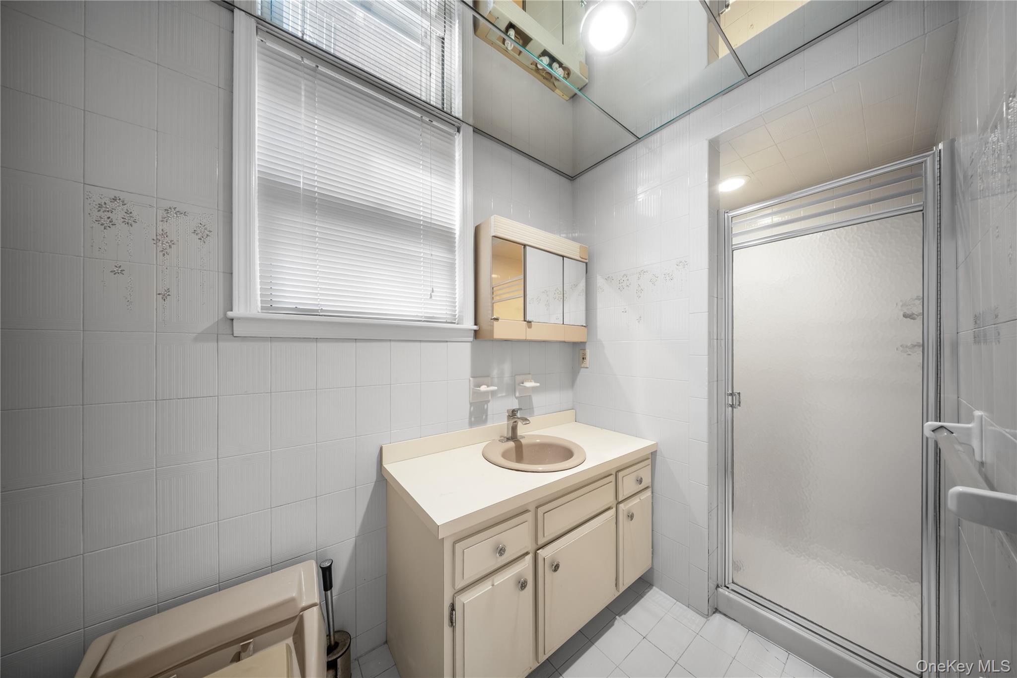 83 Dartmouth Street, Forest Hills, NY 11375