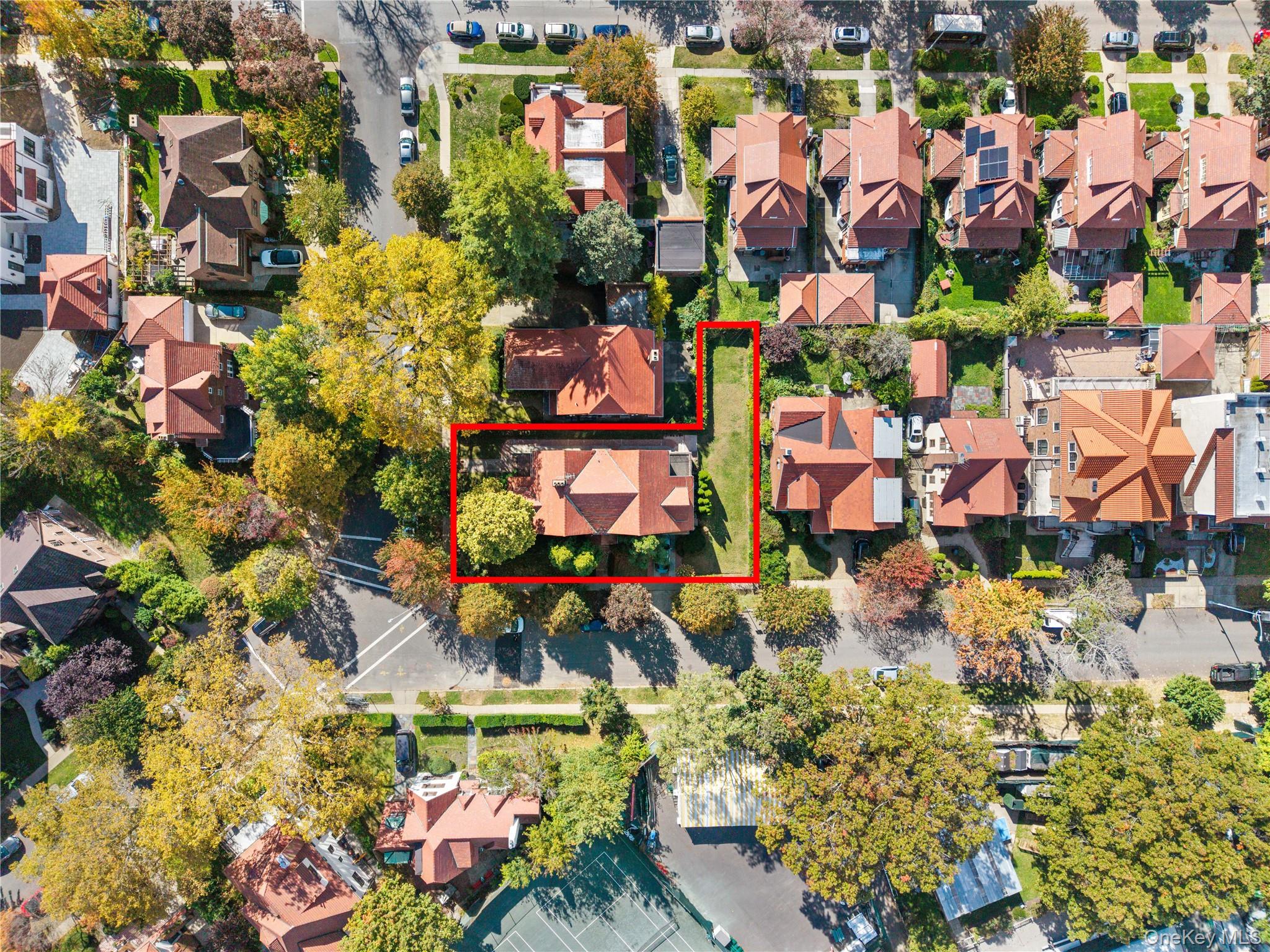 83 Dartmouth Street, Forest Hills, NY 11375