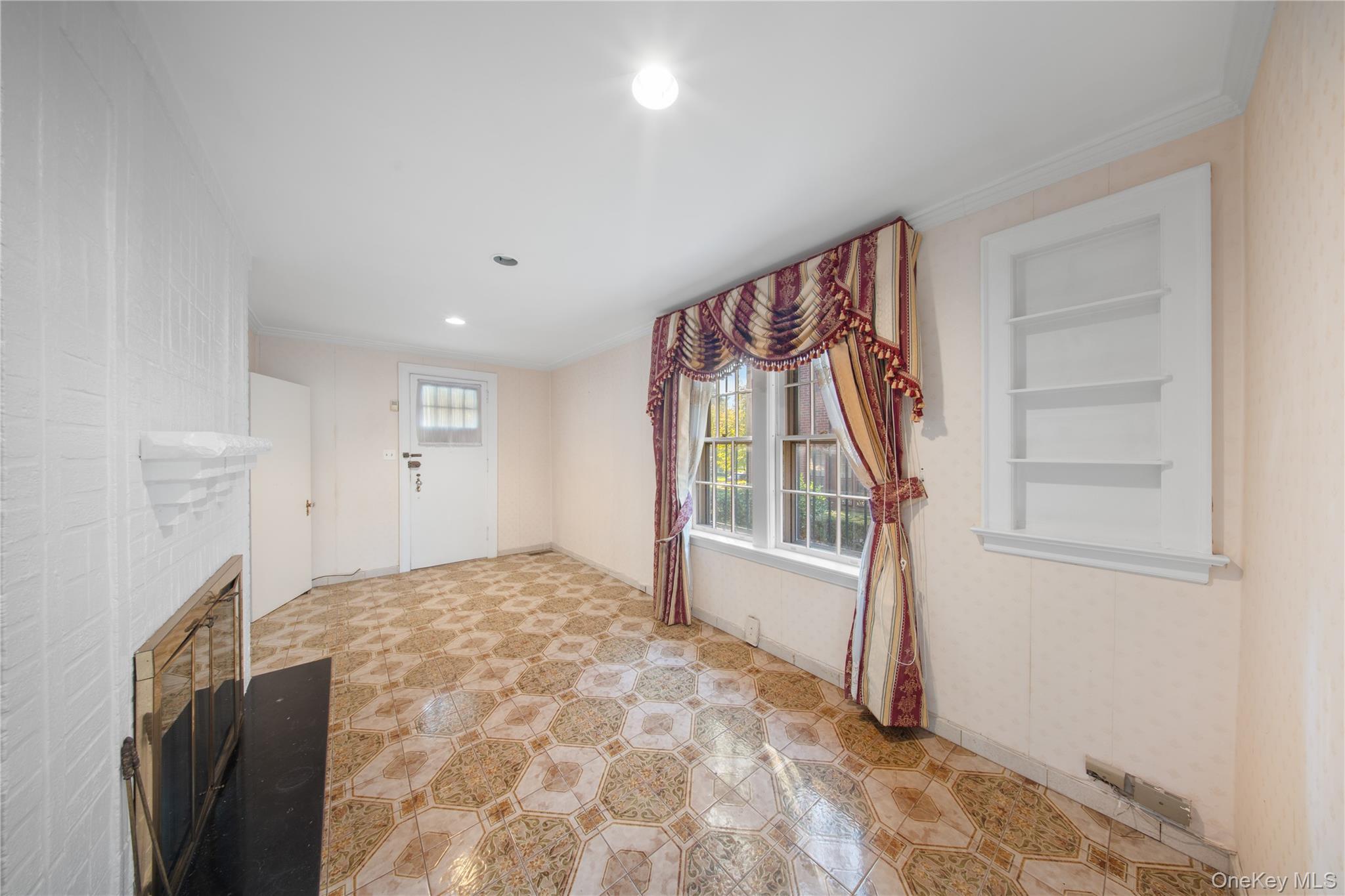 83 Dartmouth Street, Forest Hills, NY 11375