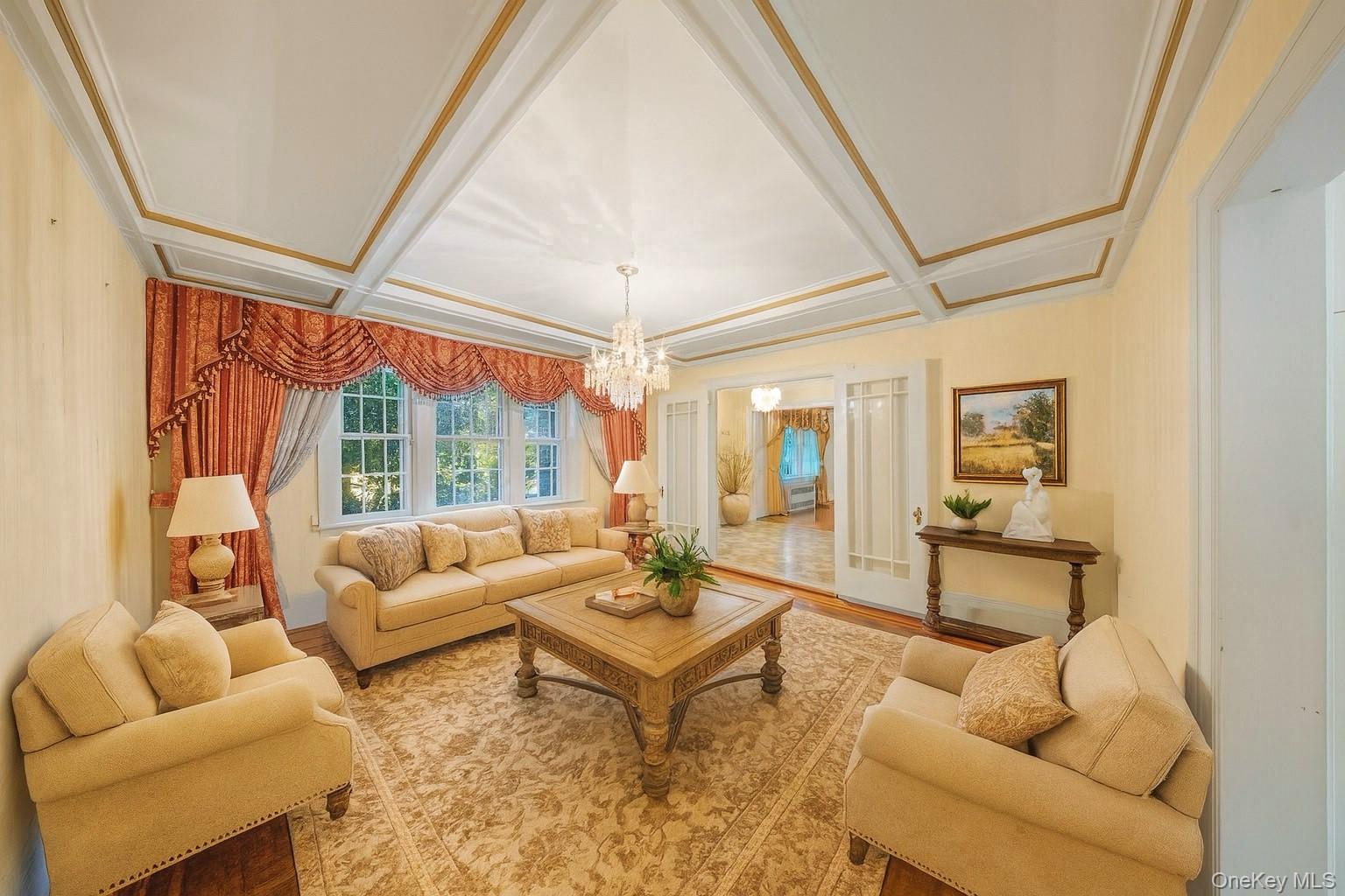 83 Dartmouth Street, Forest Hills, NY 11375