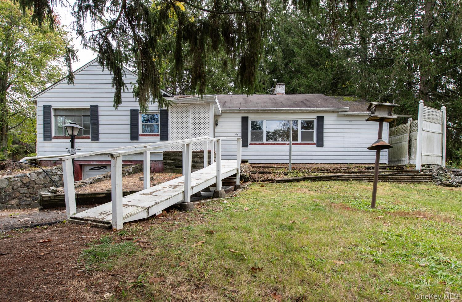 88 Buckingham Avenue, Poughkeepsie, NY 12601