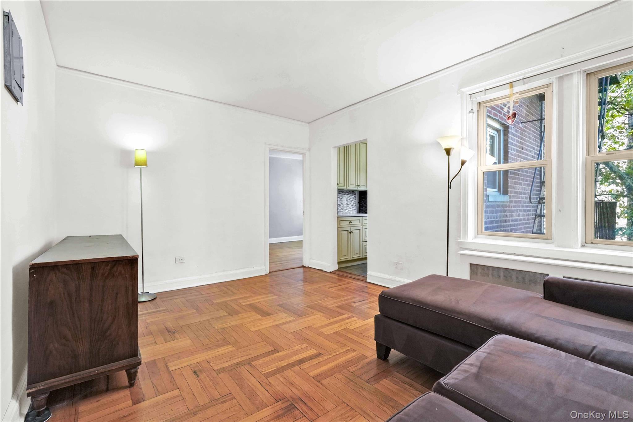 48-50 44th st # 4E, Woodside, NY 11377