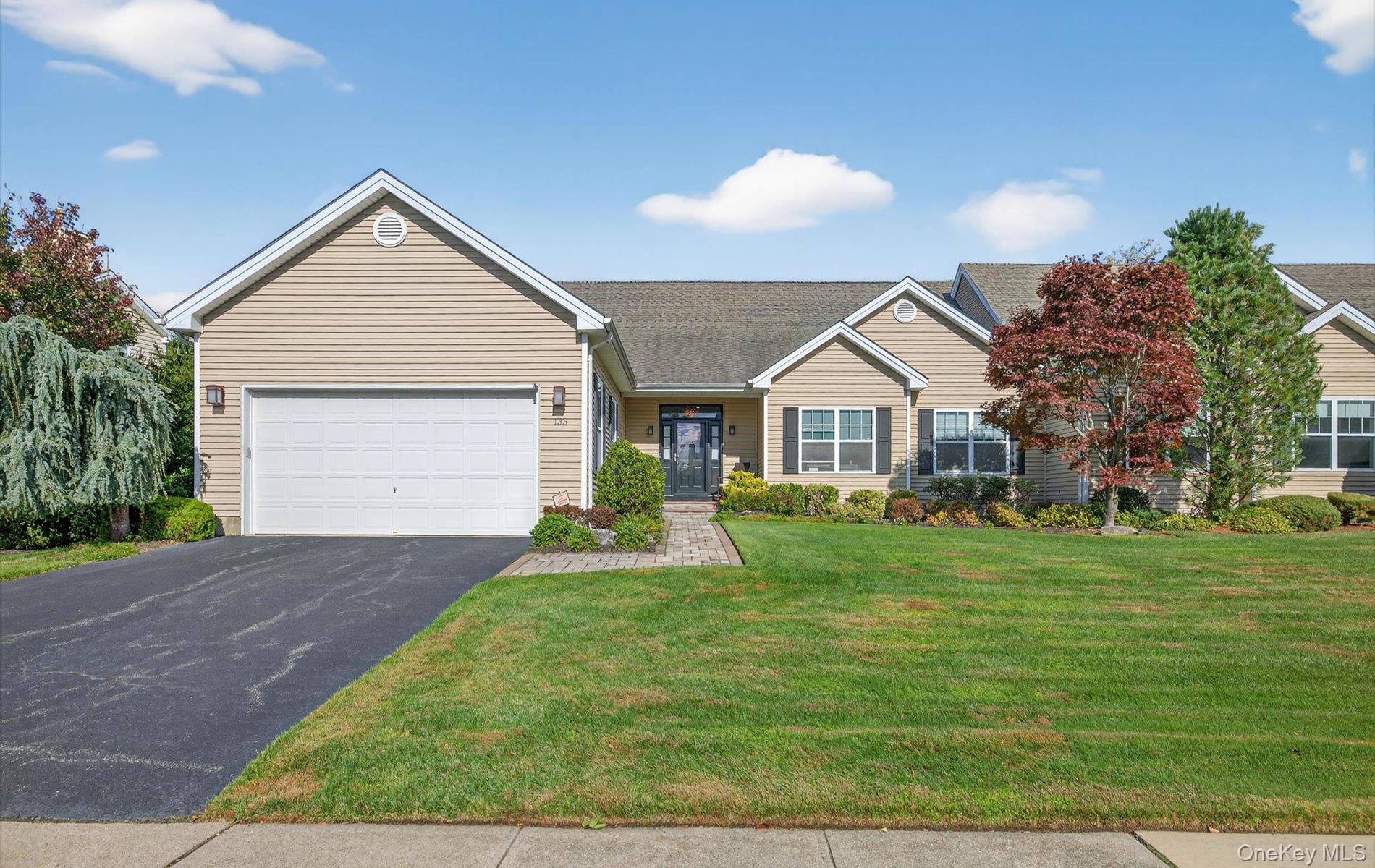 133 Breeley Boulevard, Melville, NY 11747