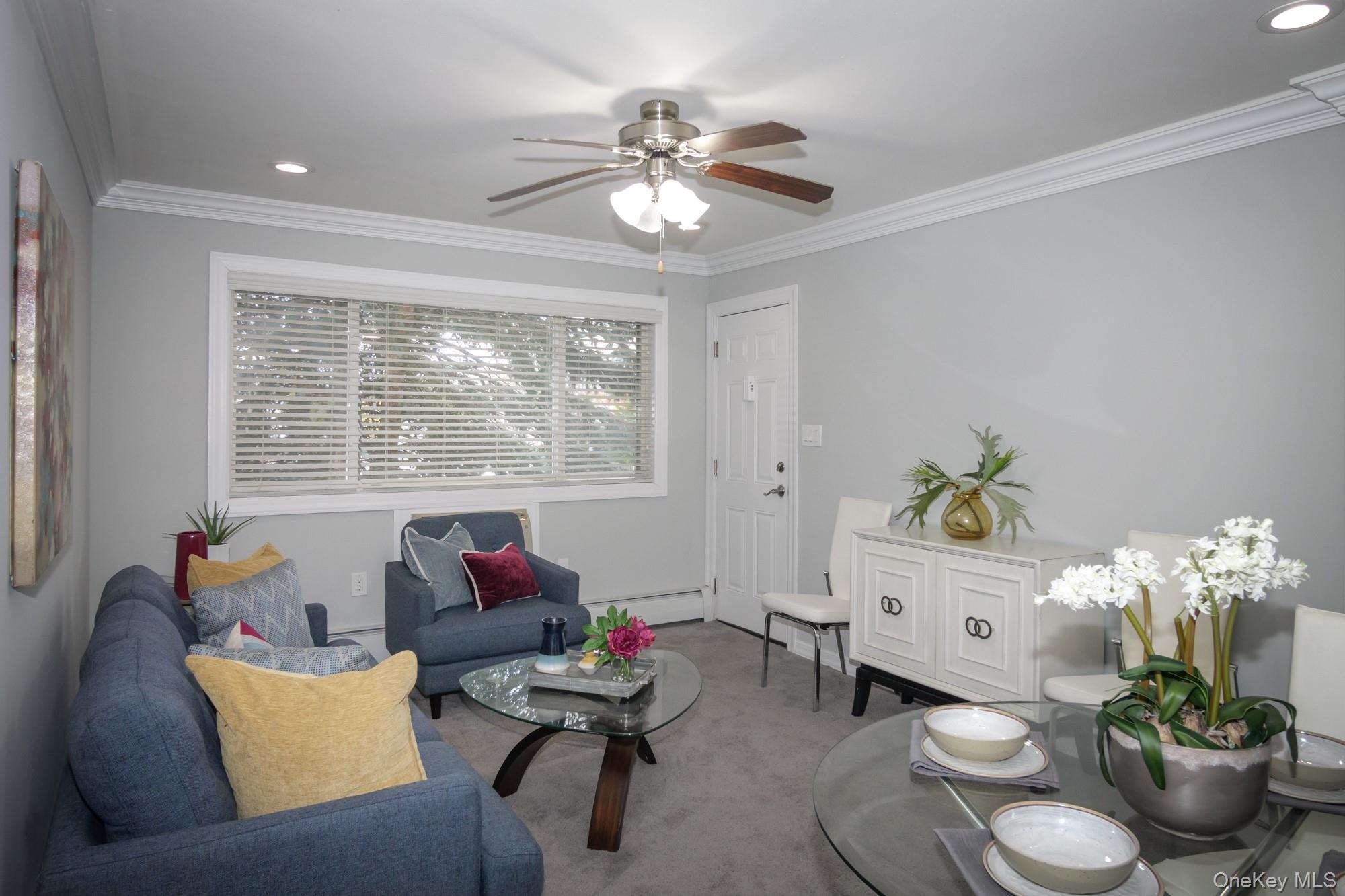 40 Broadway # C02, Amityville, NY 11701