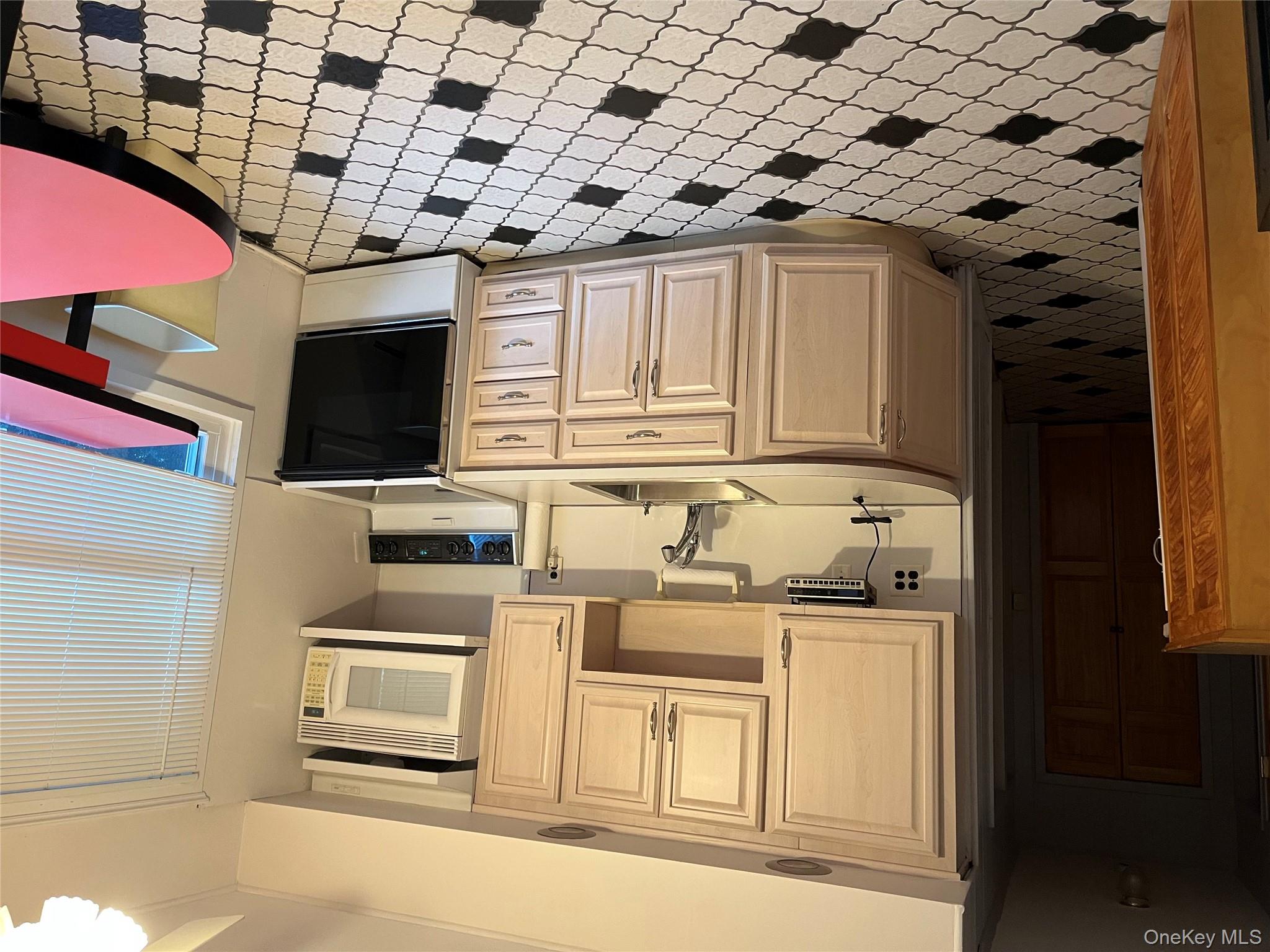 191 Acre Lane, Hicksville, NY 11801