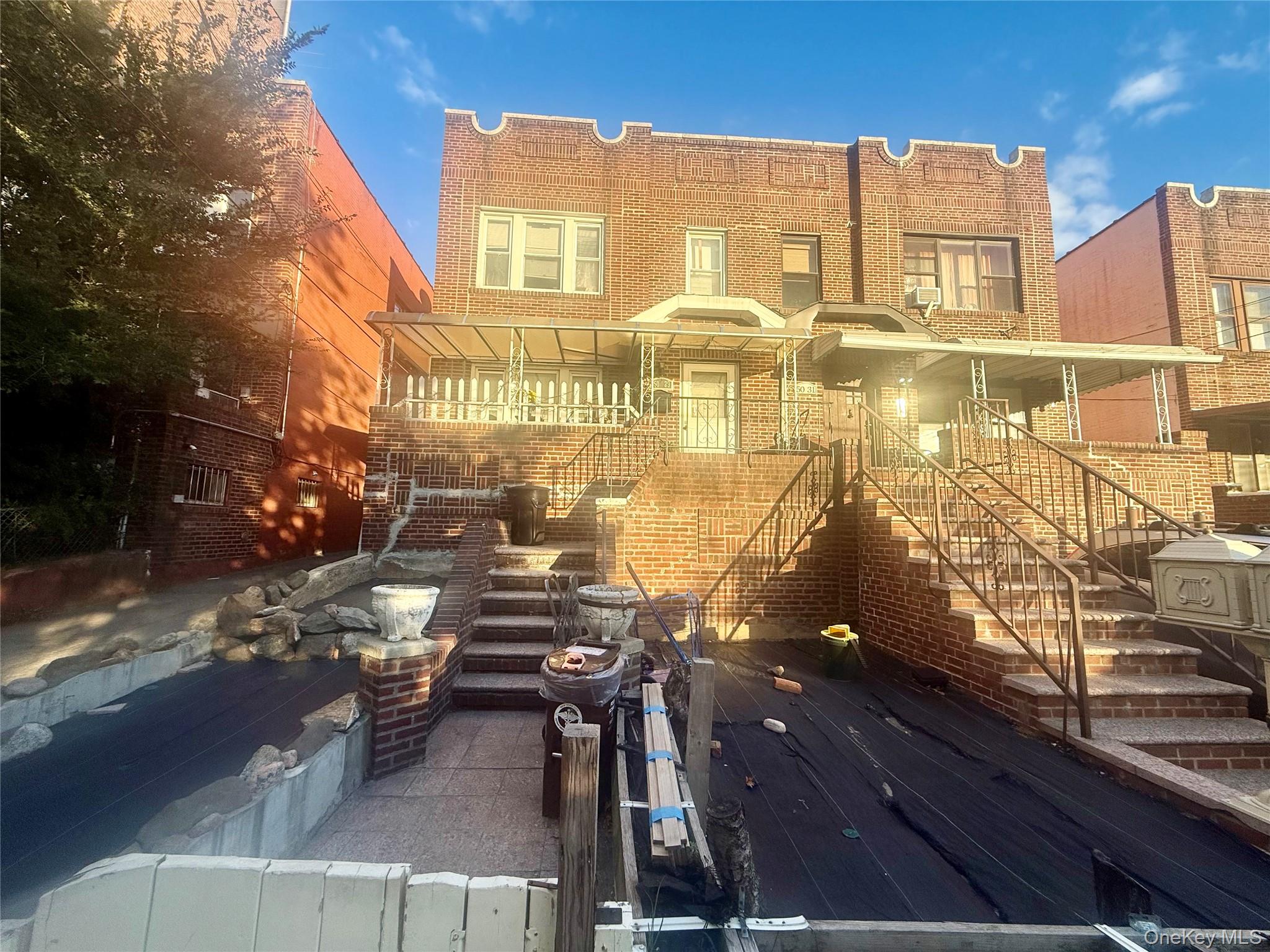 50-29 39th Place, Long Island City, NY 11104