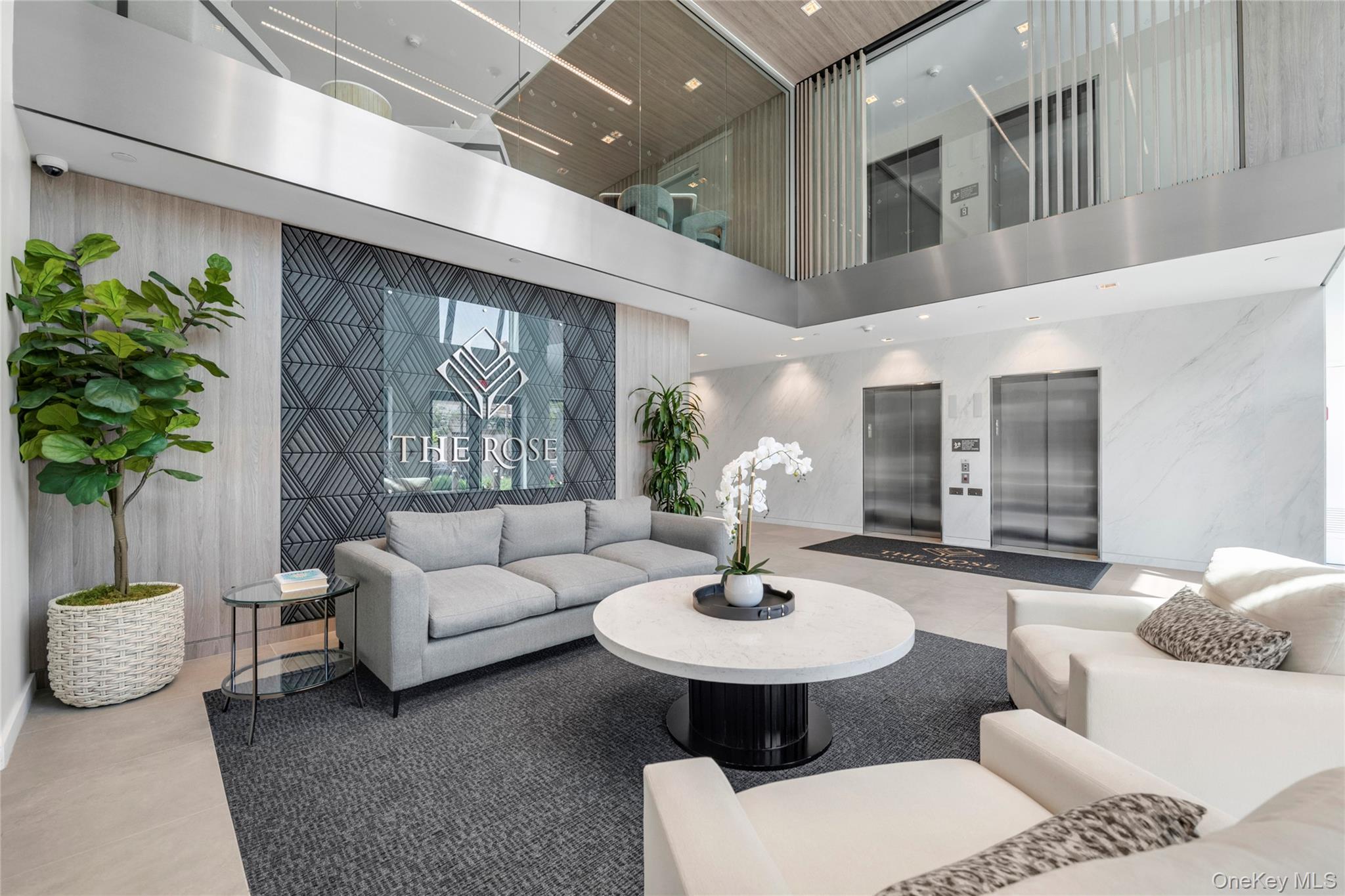 218 Middle Neck Road # 207, Great Neck, NY 11021