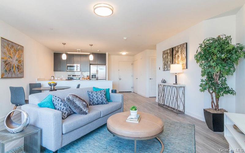 1 Dekalb Avenue # 406, White Plains, NY 10605