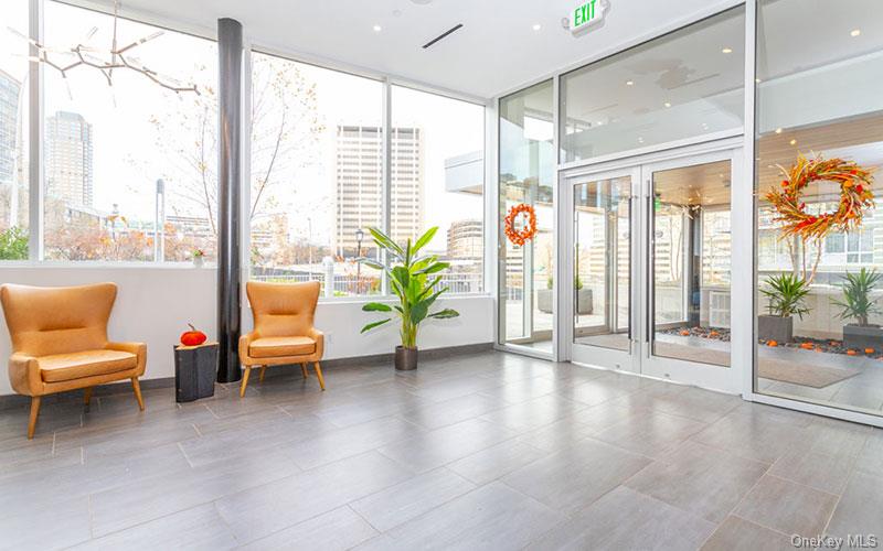 1 Dekalb Avenue # 406, White Plains, NY 10605