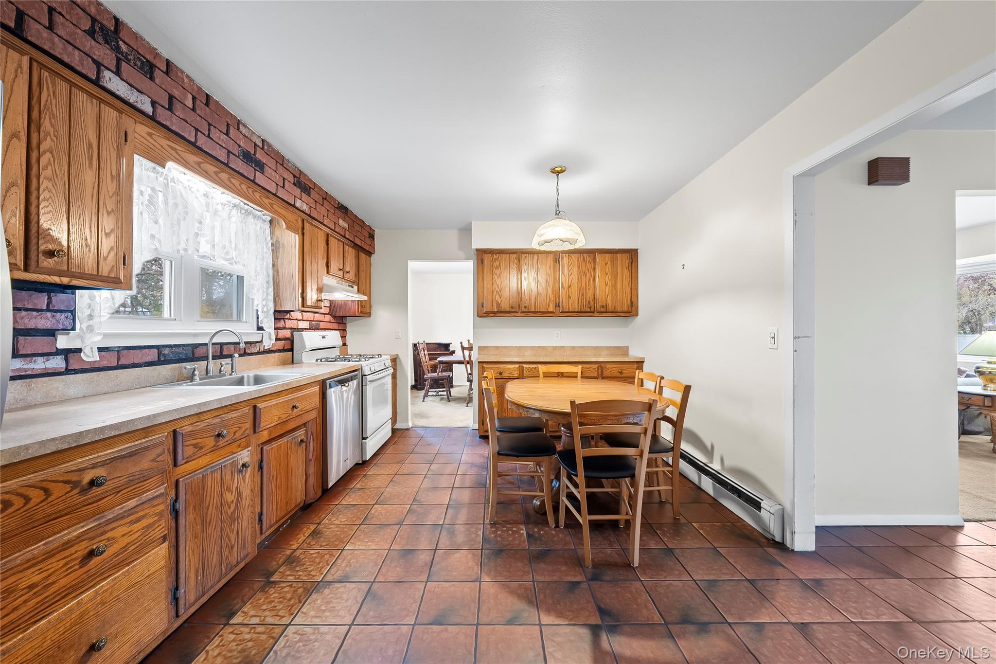 2129 Sycamore Avenue, Ronkonkoma, NY 11779