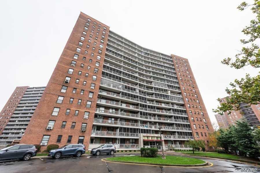 61-55 98th Street # 14L, Rego Park, NY 11374