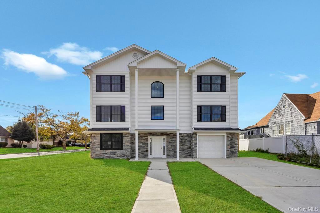 322 Miller Avenue, Freeport, NY 11520