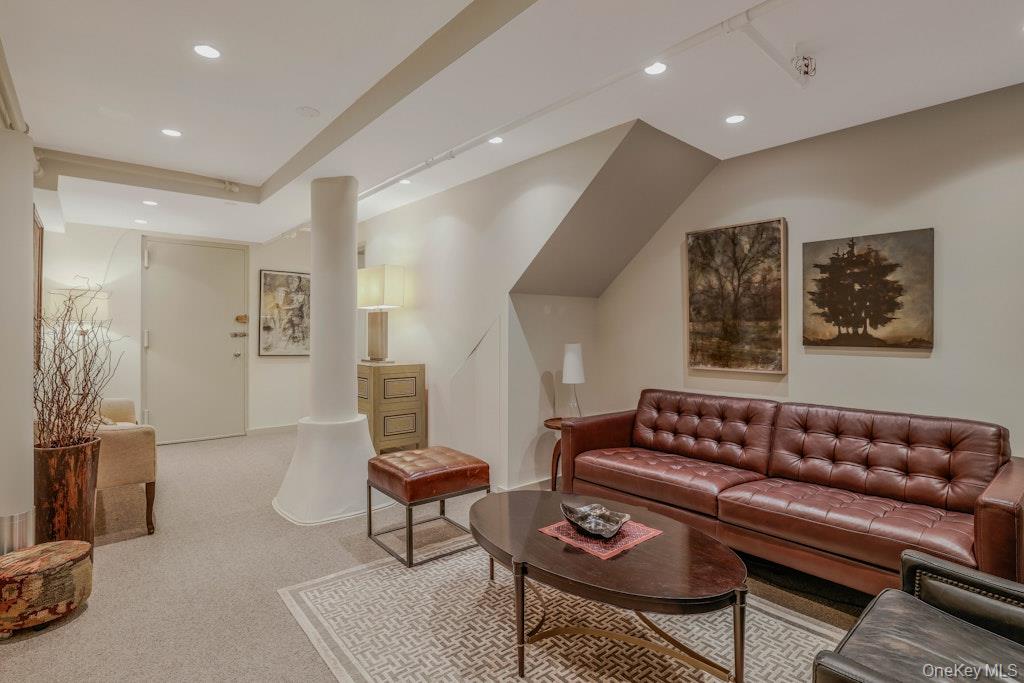 155 W 15th Street # 1E, New York (Manhattan), NY 10011