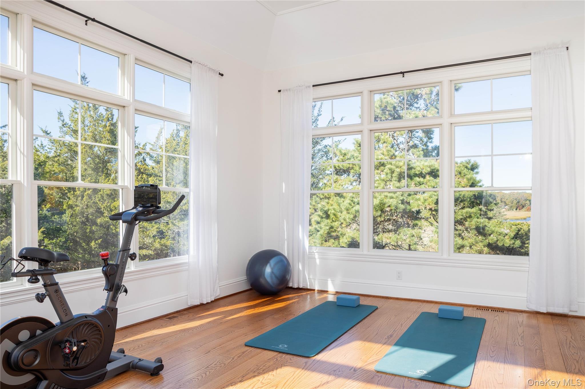 105 Waterview Drive, Southold, NY 11971