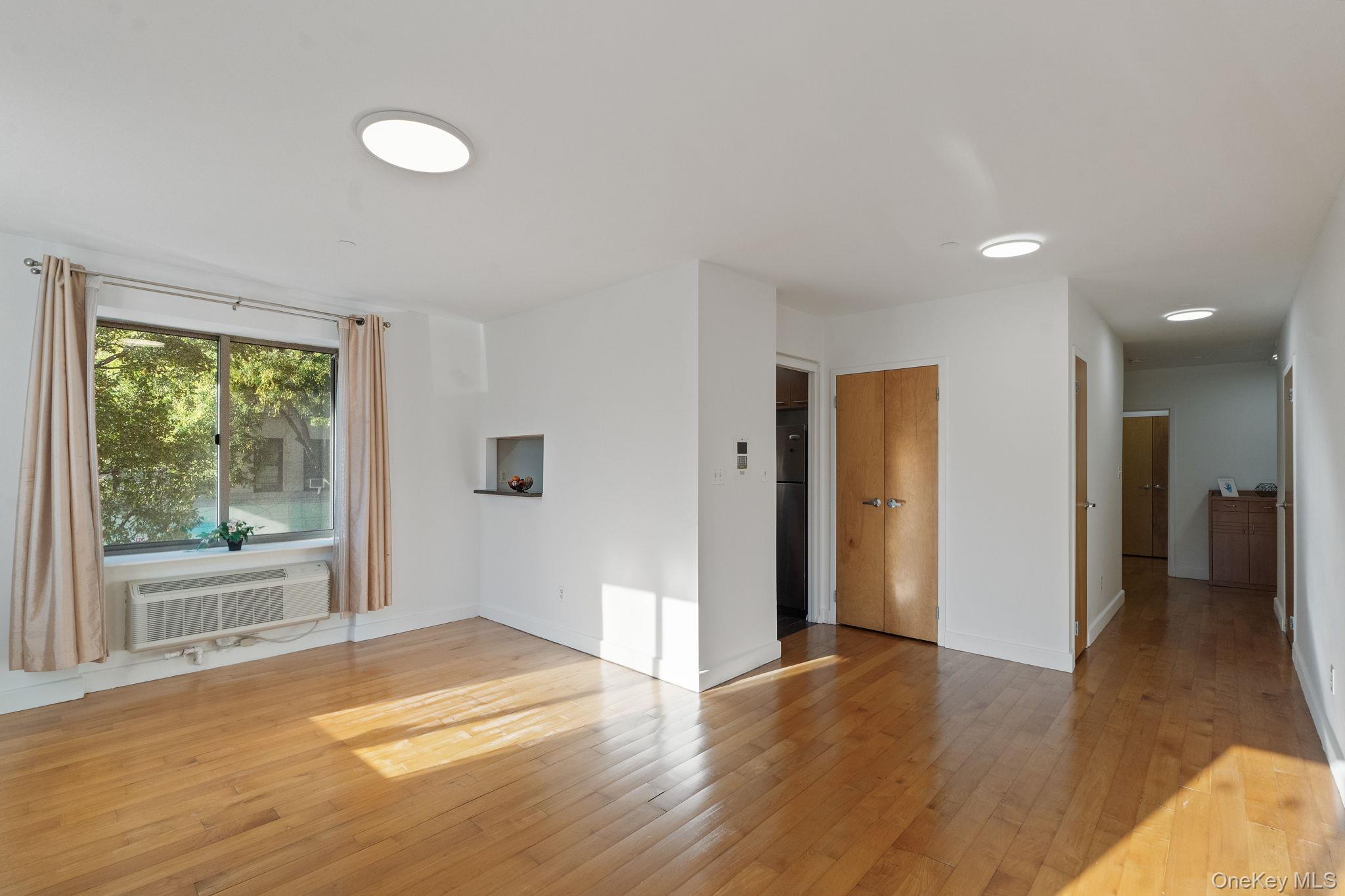 2360 Amsterdam Avenue # 2C, New York (Manhattan), NY 10033