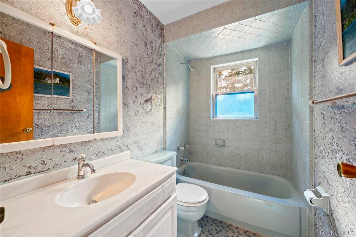 31 Blauvelt Road, Blauvelt, NY 10913