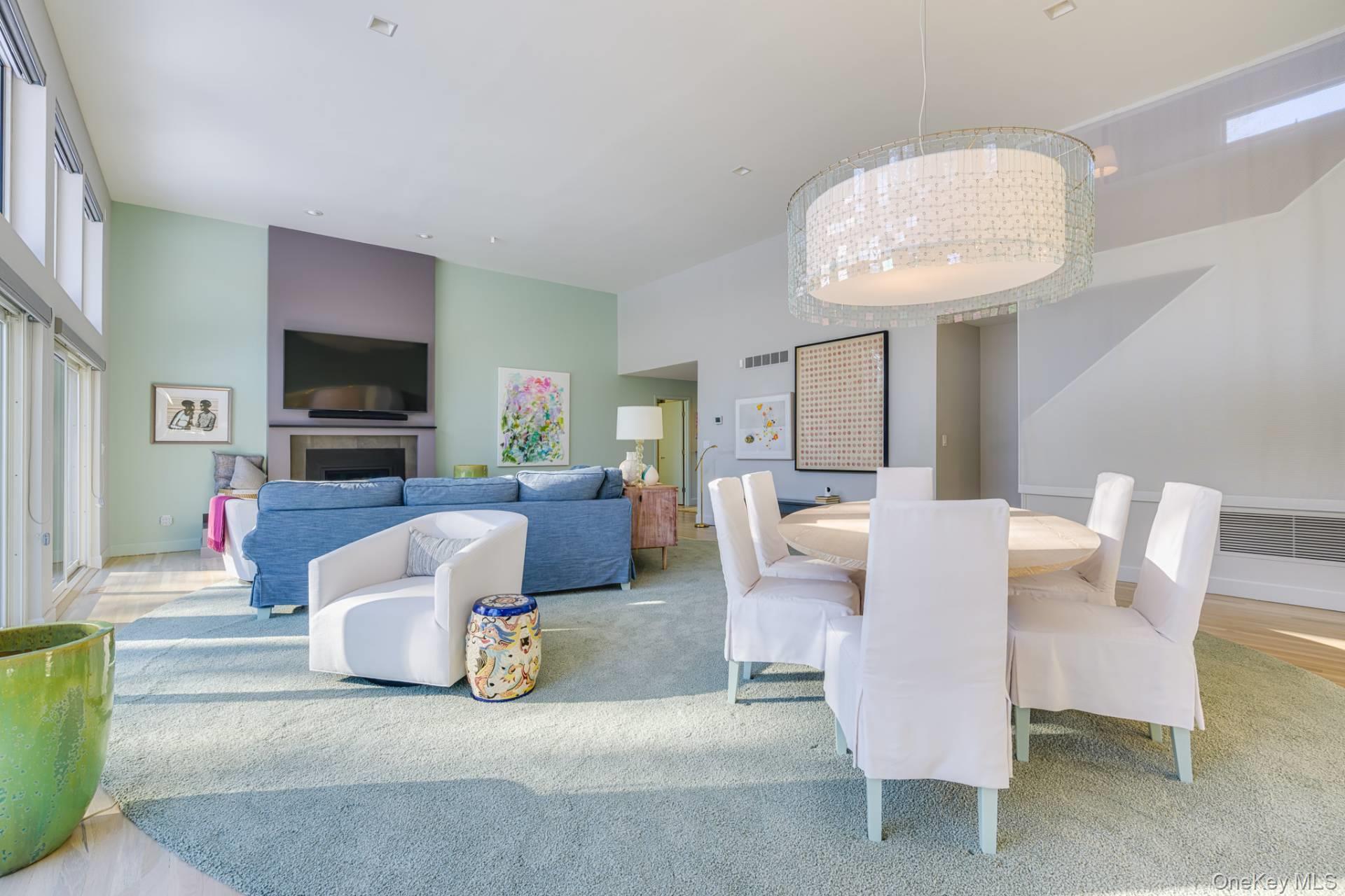 4 Bayberry, Quogue, NY 11959