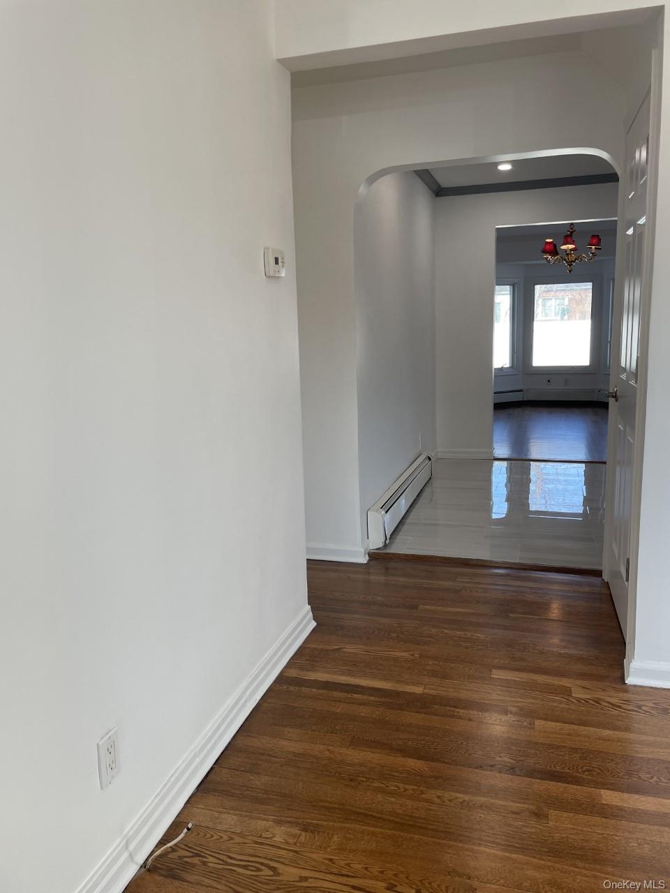 1016 Oaks Drive, Franklin Square, NY 11010