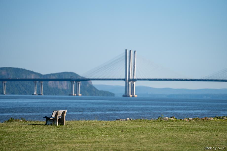 17 Marker Ridge # 17, Irvington, NY 10533