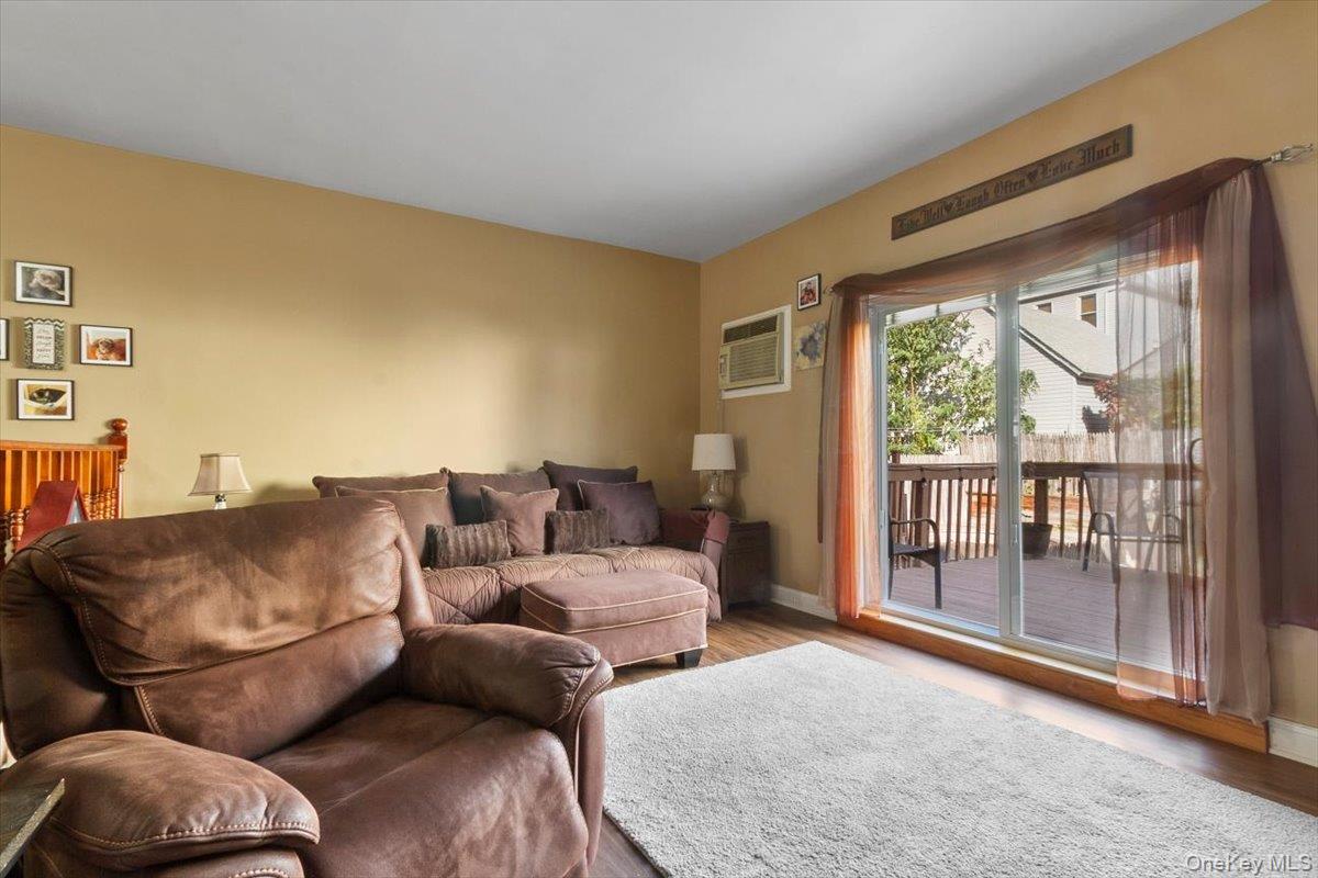 1012 Vincent Avenue, Bronx, NY 10465