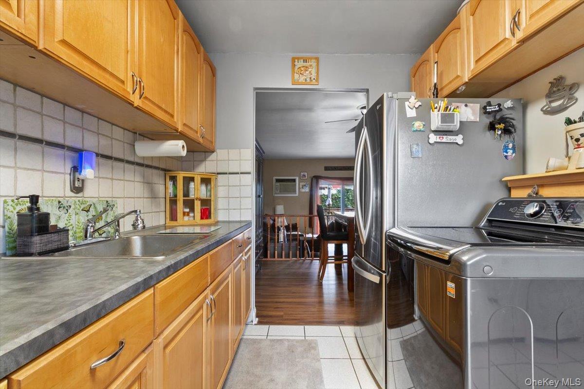 1012 Vincent Avenue, Bronx, NY 10465