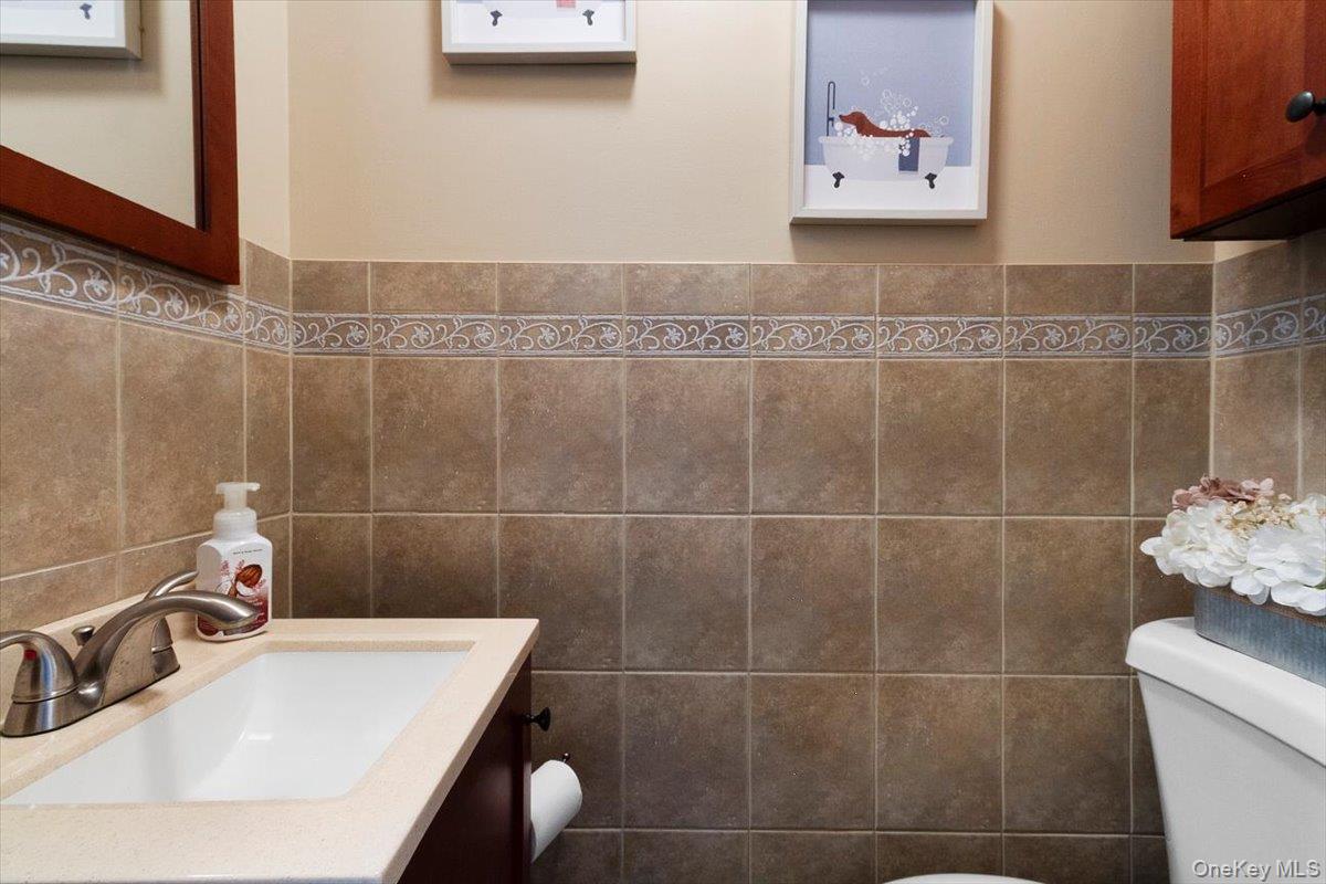 1012 Vincent Avenue, Bronx, NY 10465