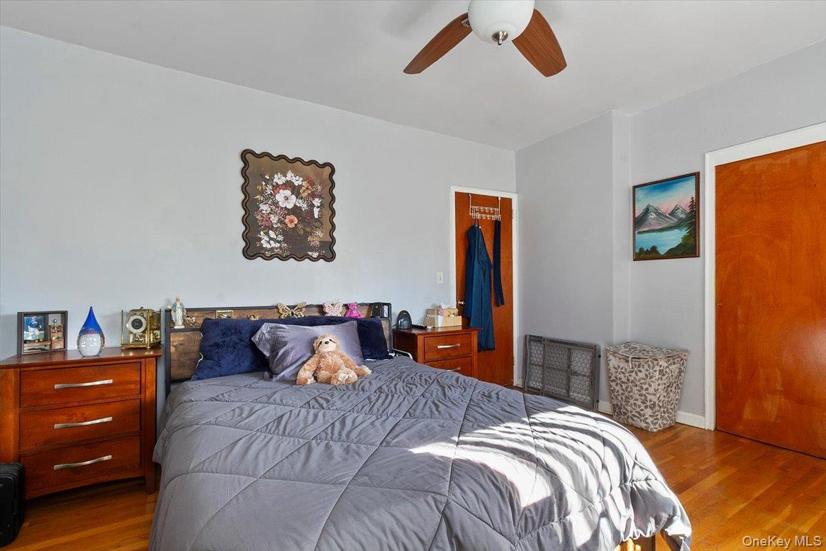 1012 Vincent Avenue, Bronx, NY 10465