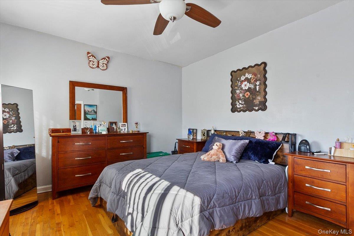 1012 Vincent Avenue, Bronx, NY 10465