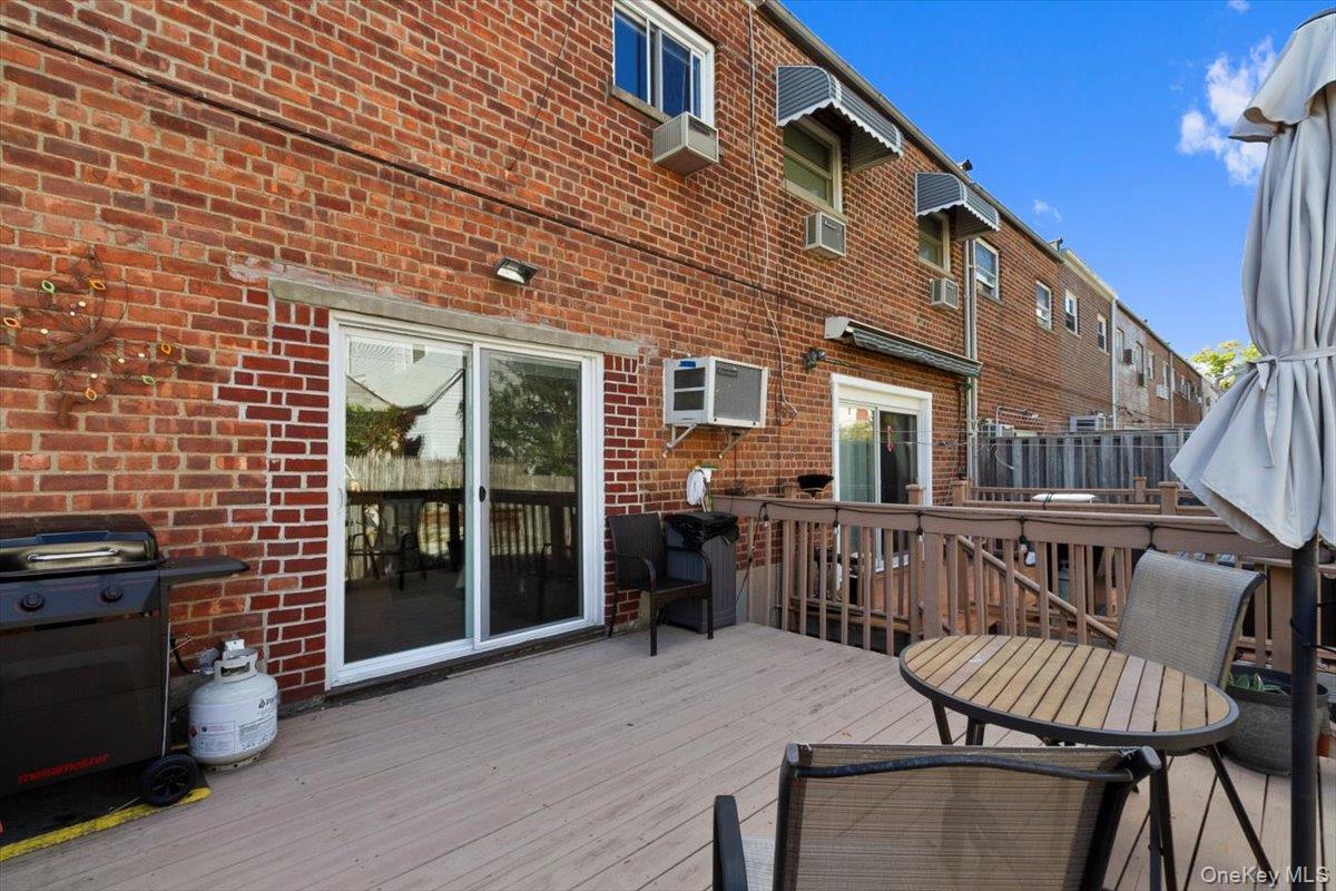 1012 Vincent Avenue, Bronx, NY 10465