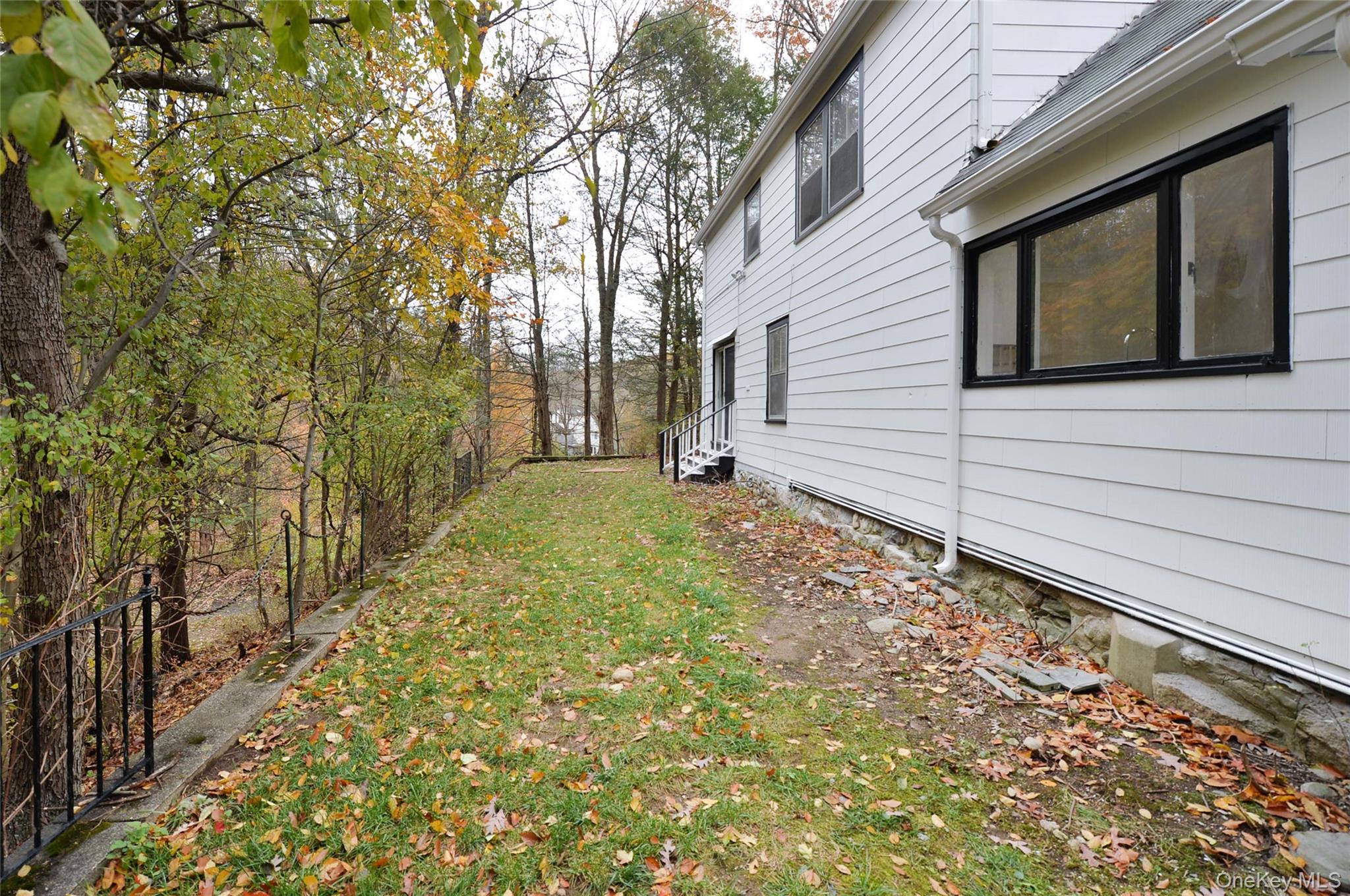 19 Johnsontown Road, Sloatsburg, NY 10974