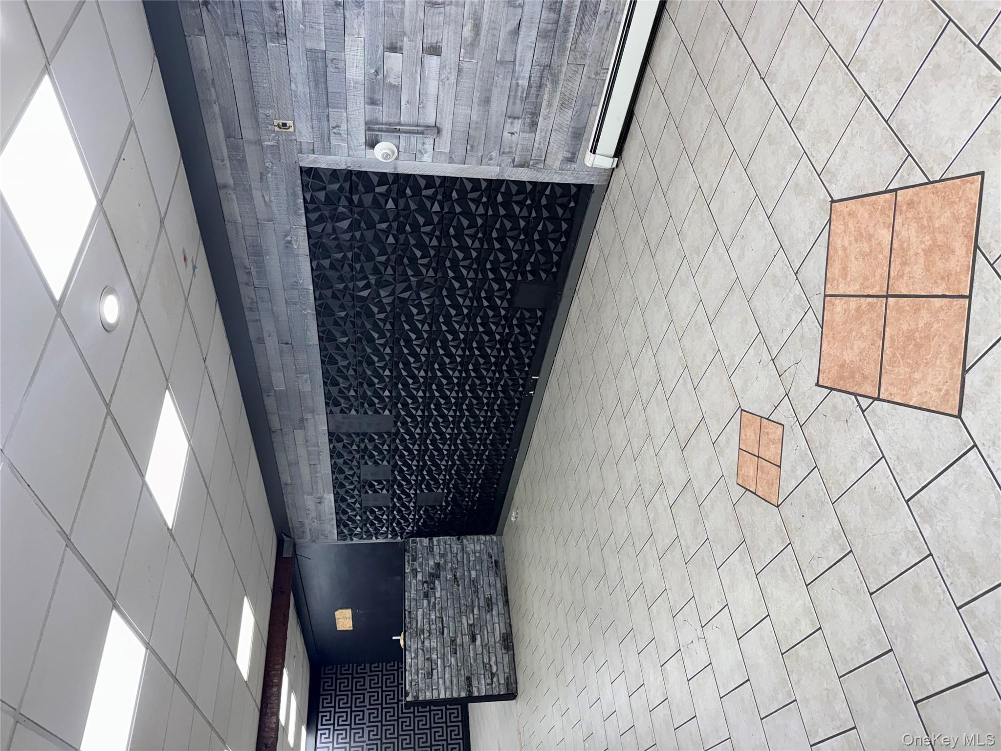 380 Main Street # B, Poughkeepsie, NY 12601