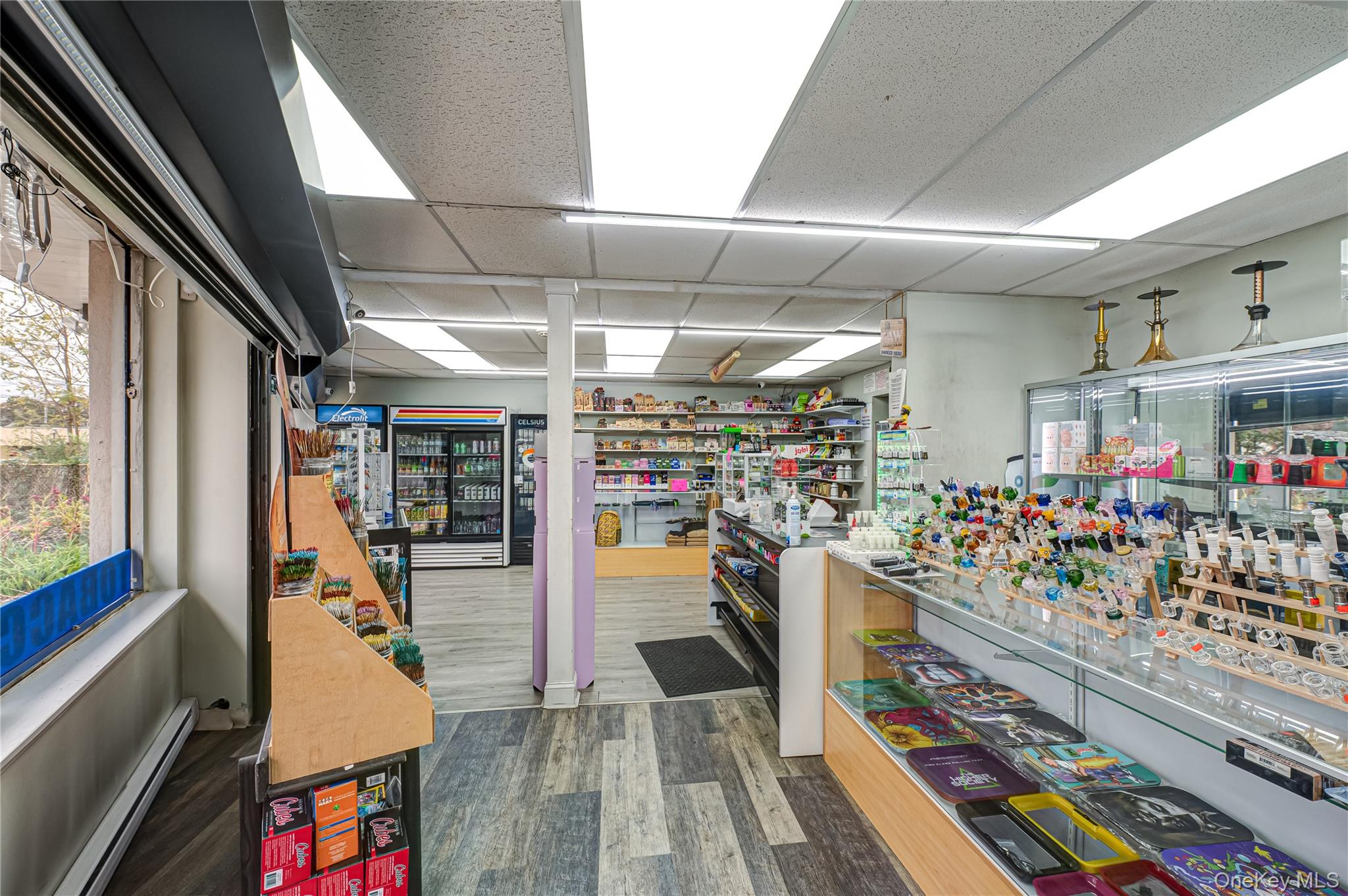 19 Granny Road, Farmingville, NY 11738