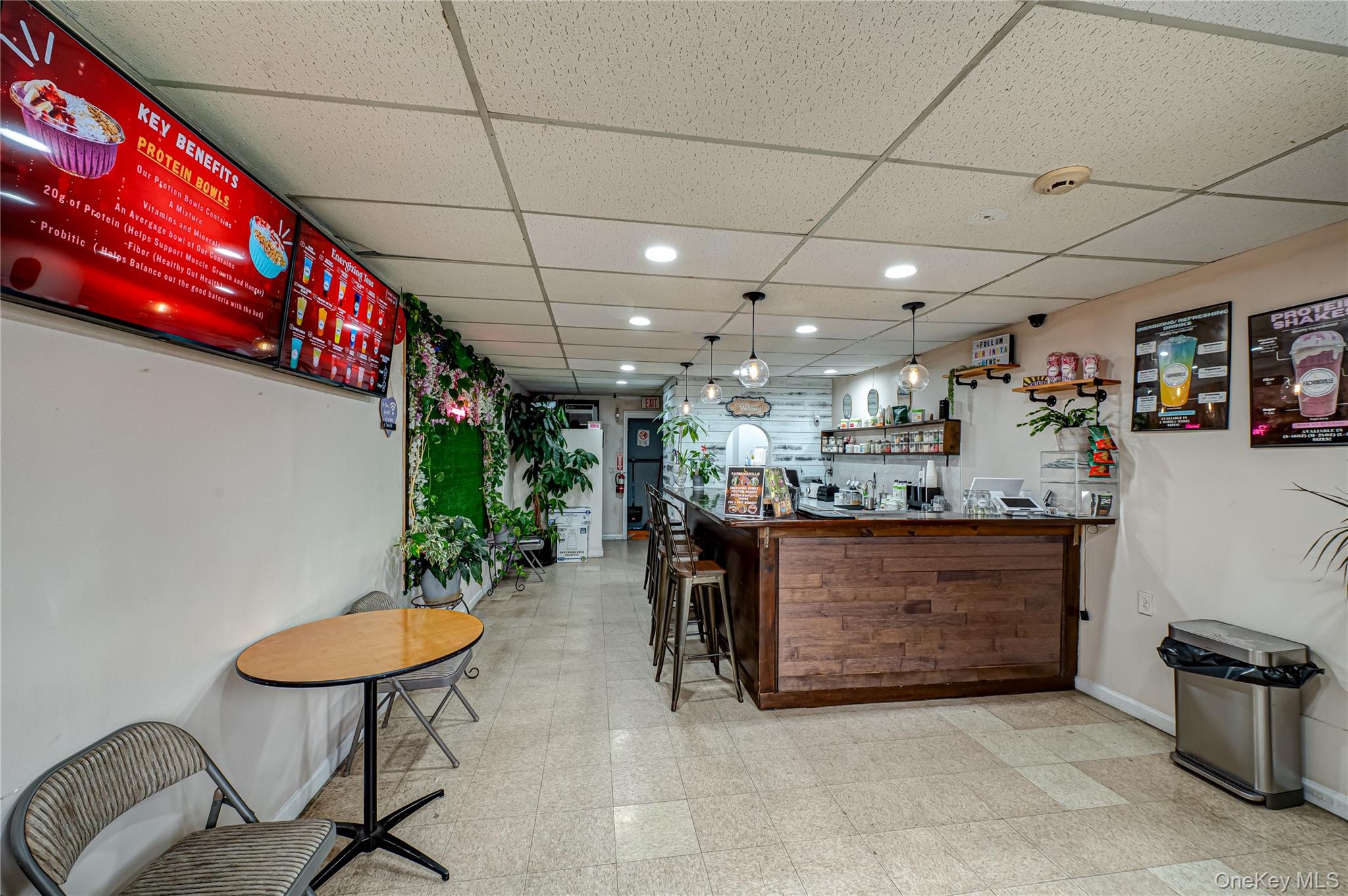 19 Granny Road, Farmingville, NY 11738