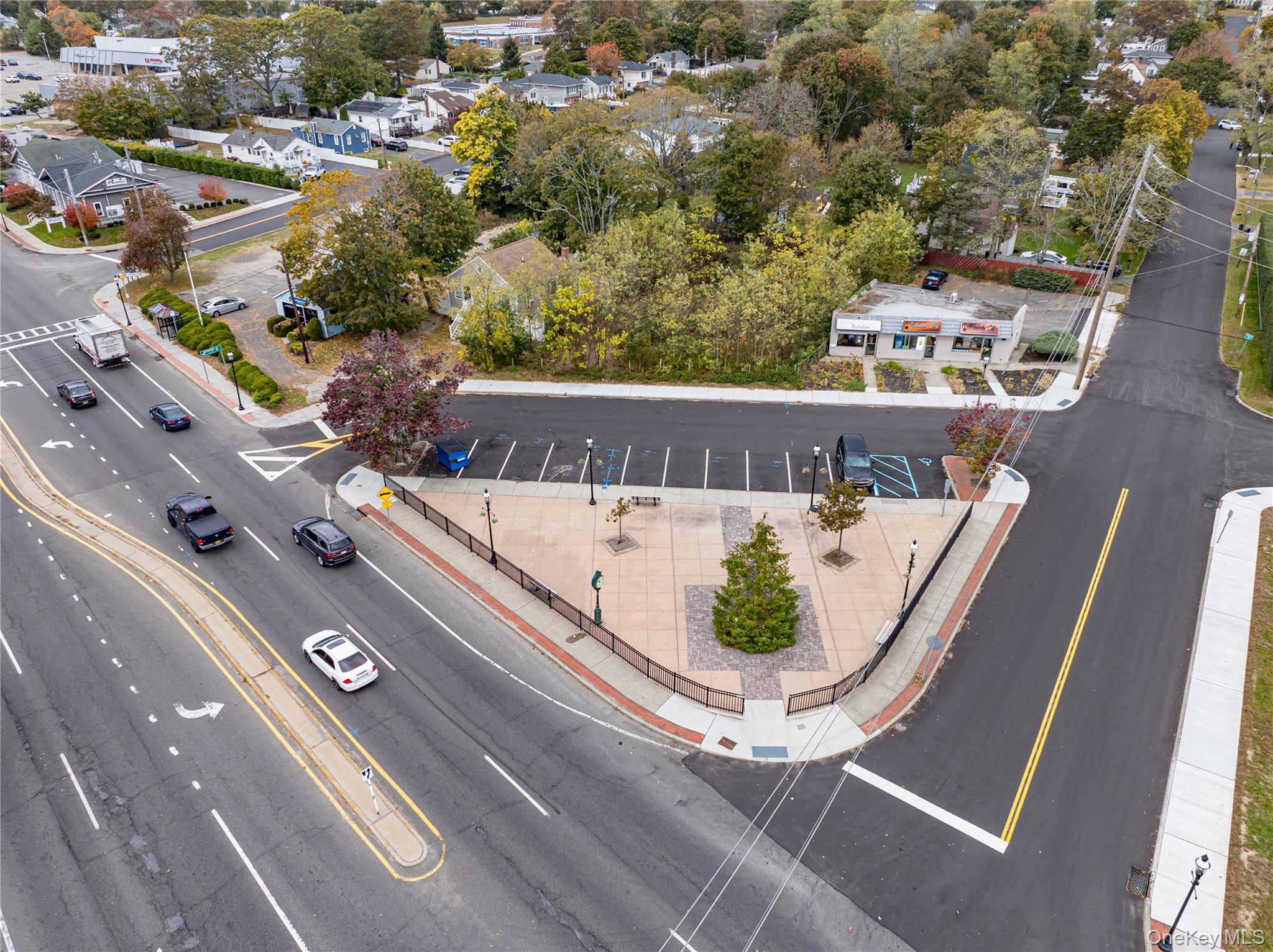 19 Granny Road, Farmingville, NY 11738