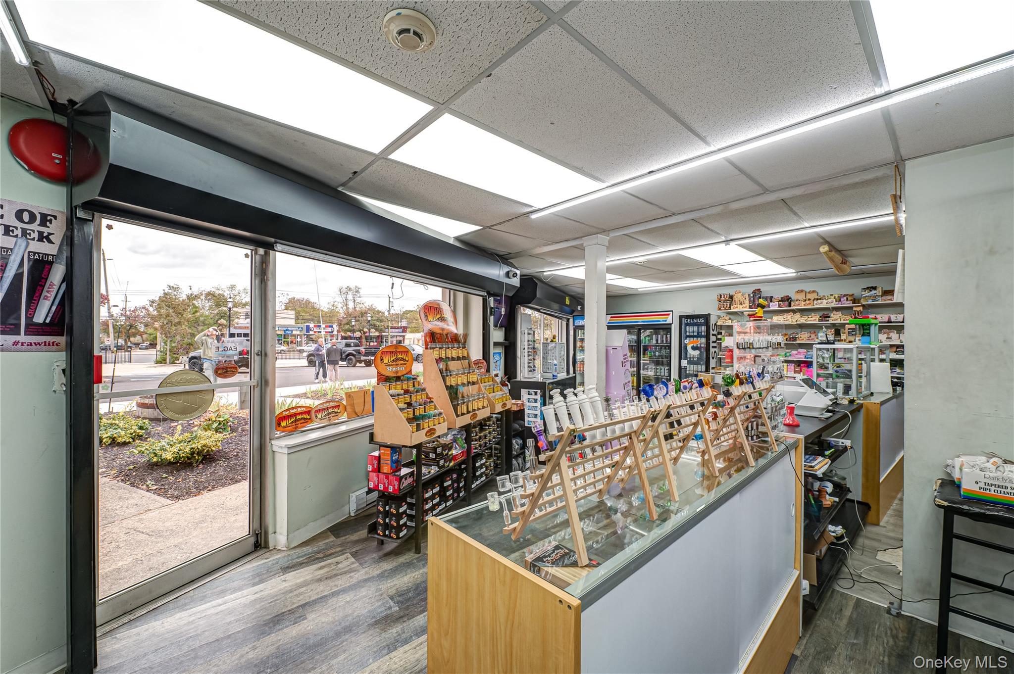 19 Granny Road, Farmingville, NY 11738