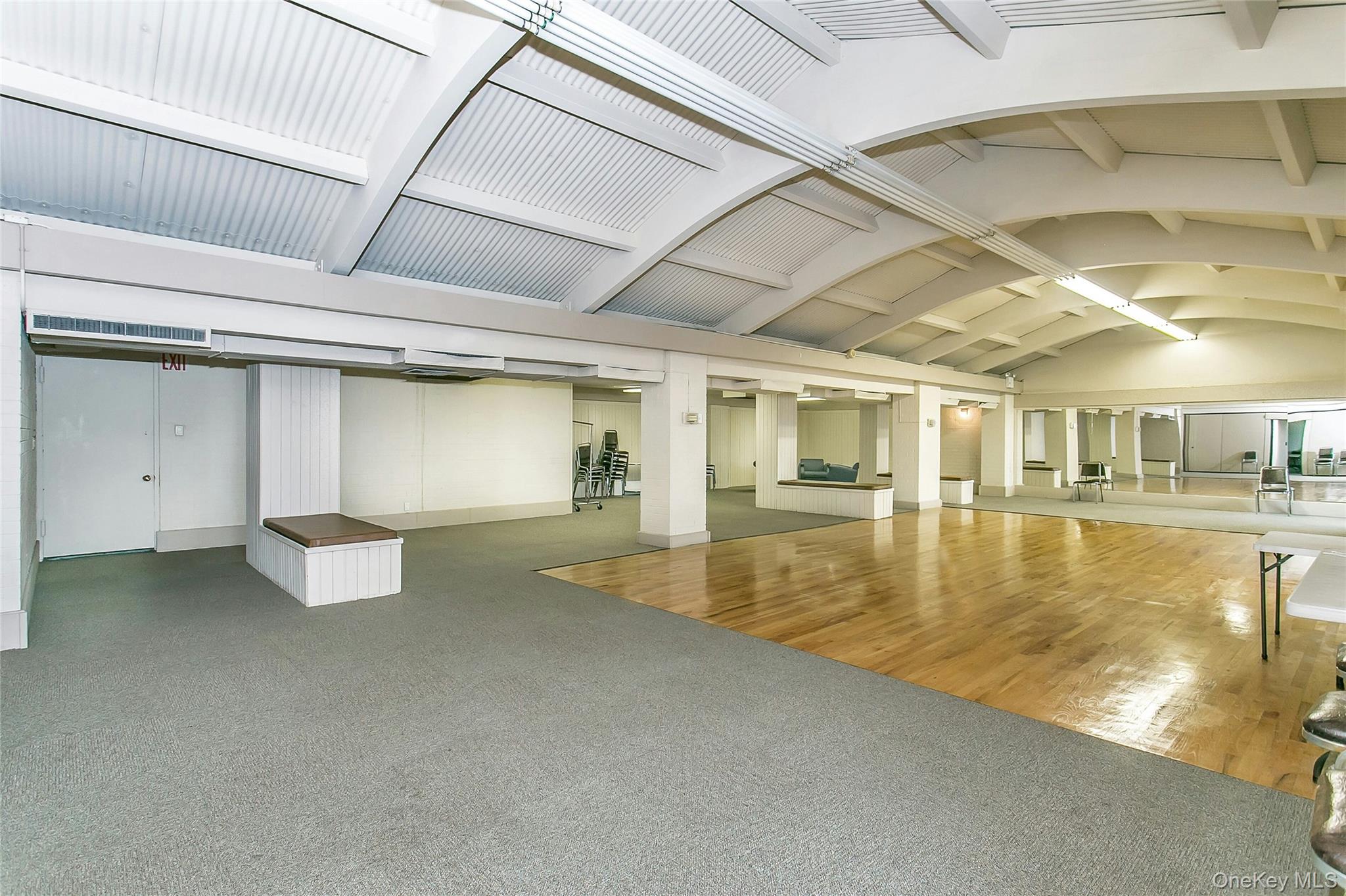 25 Neptune Boulevard # 2E, Long Beach, NY 11561