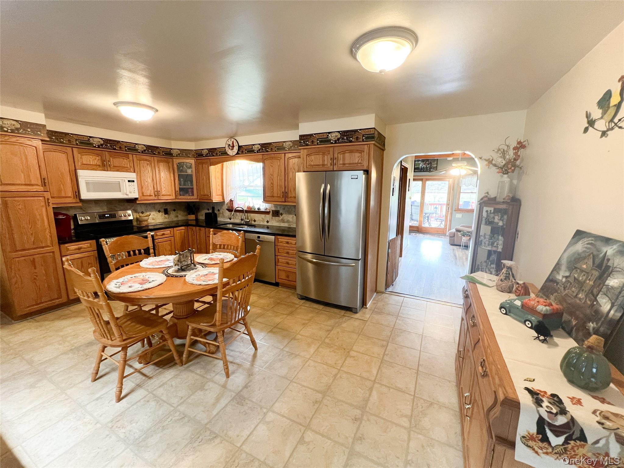 5076 State Route 52, Jeffersonville, NY 12748