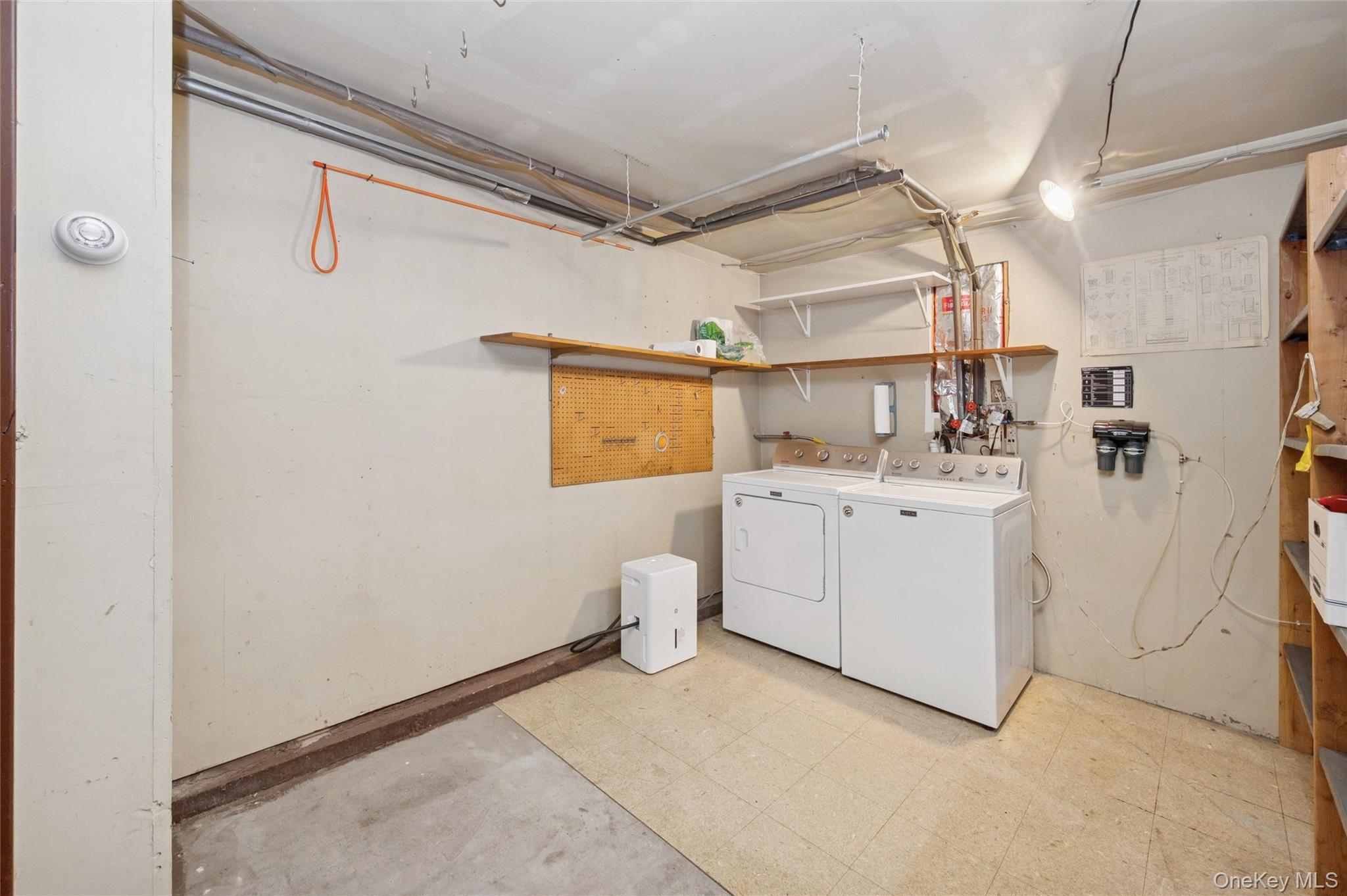 80 Andrew Avenue, Islip Terrace, NY 11752