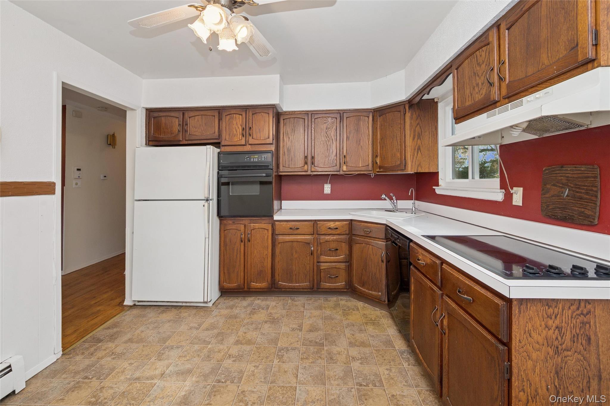 80 Andrew Avenue, Islip Terrace, NY 11752