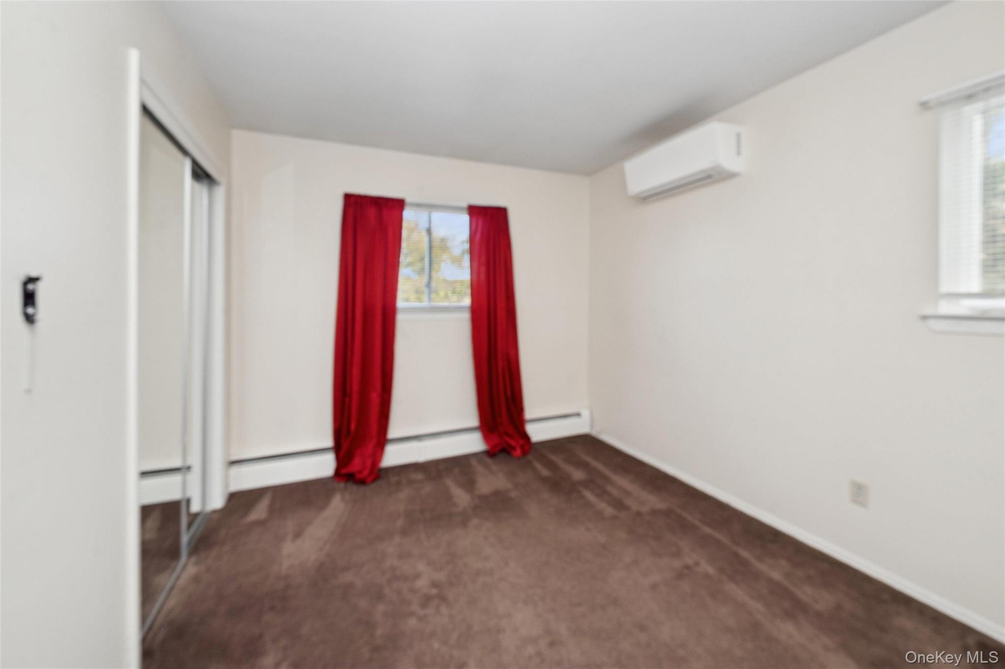 80 Andrew Avenue, Islip Terrace, NY 11752