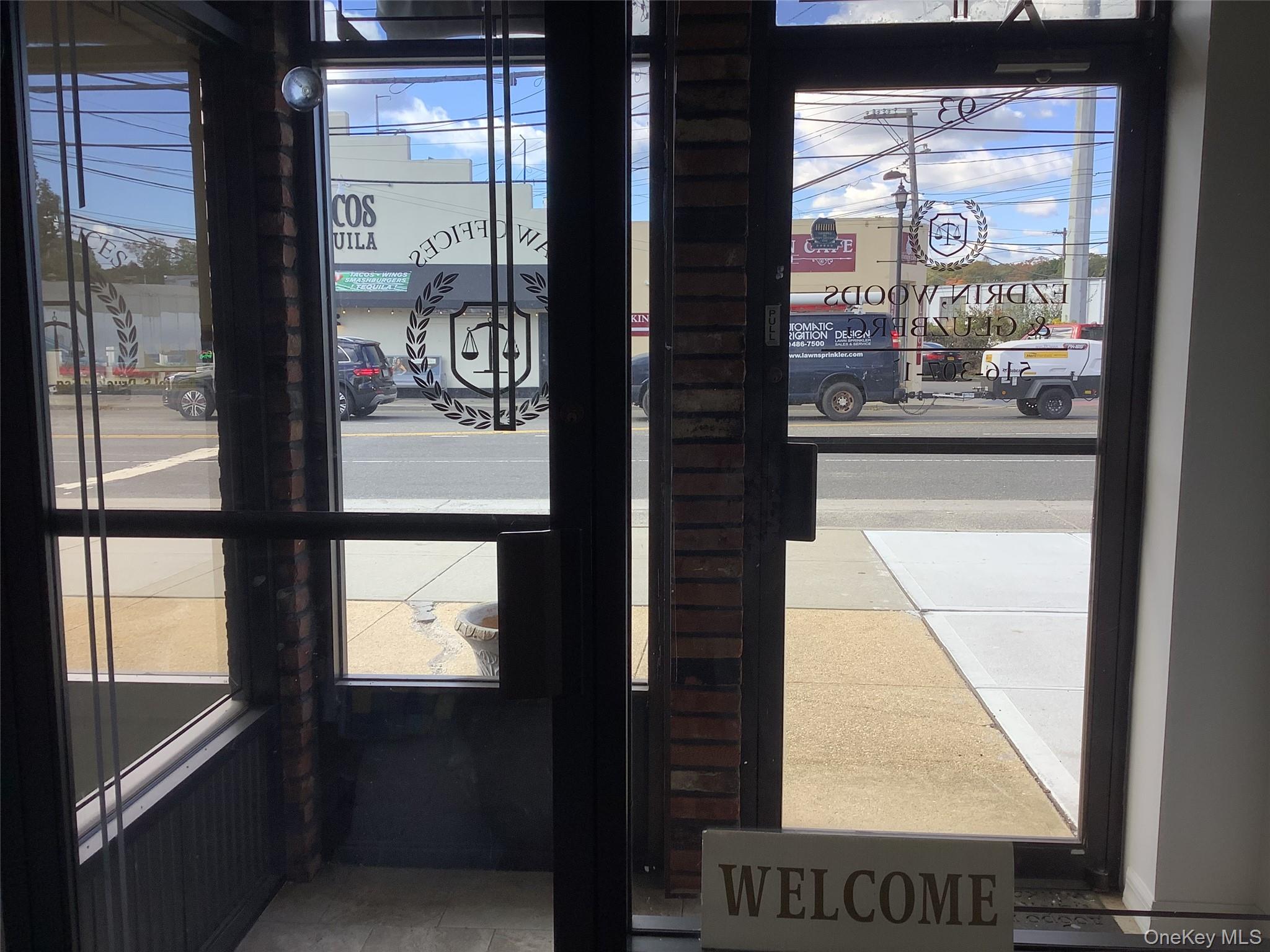 93-95 Jackson Avenue, Syosset, NY 11791